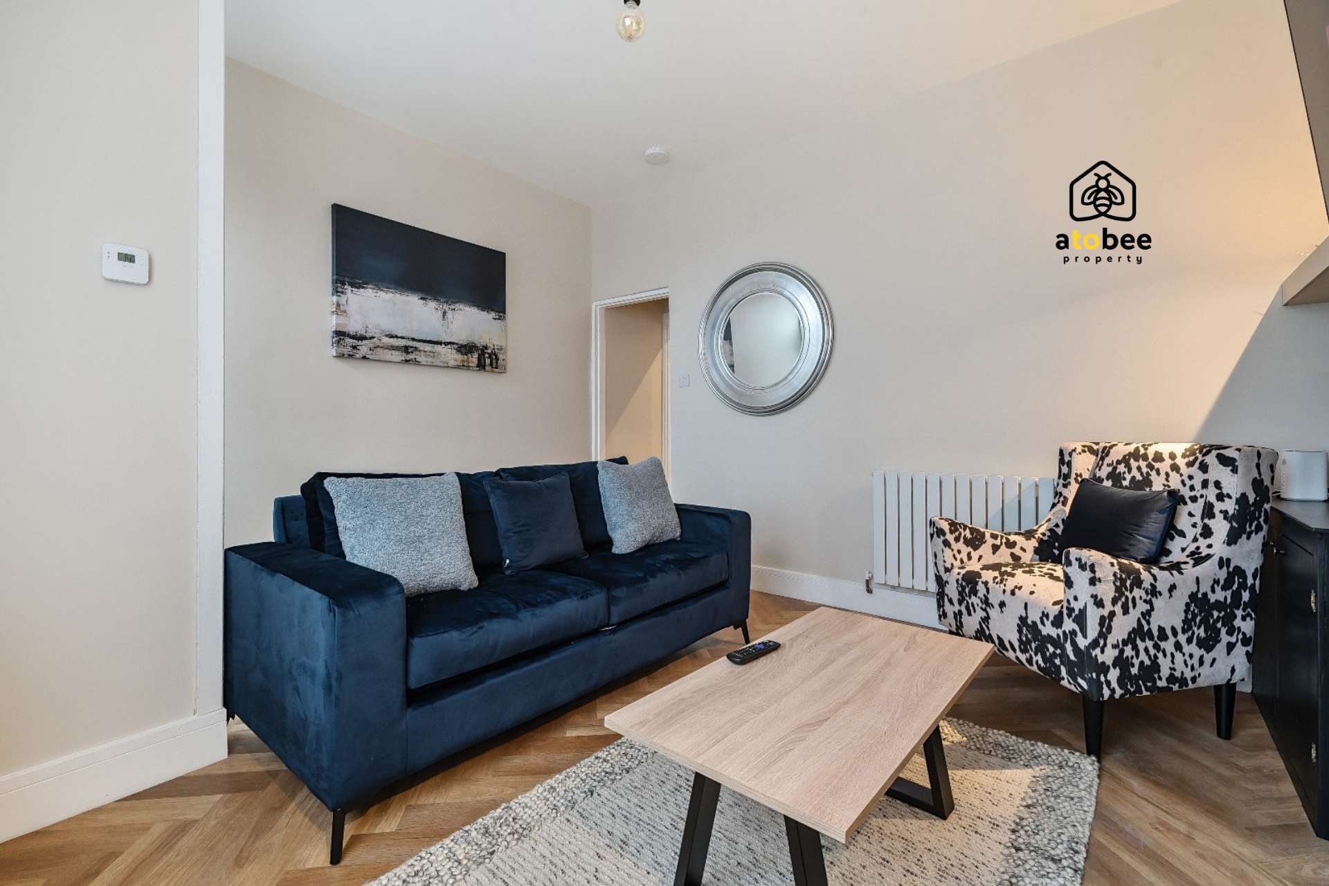 Stylish Home in Manchester - Free Parking in Dulgar Street M11 2BU - Property image 2 - VivreStays