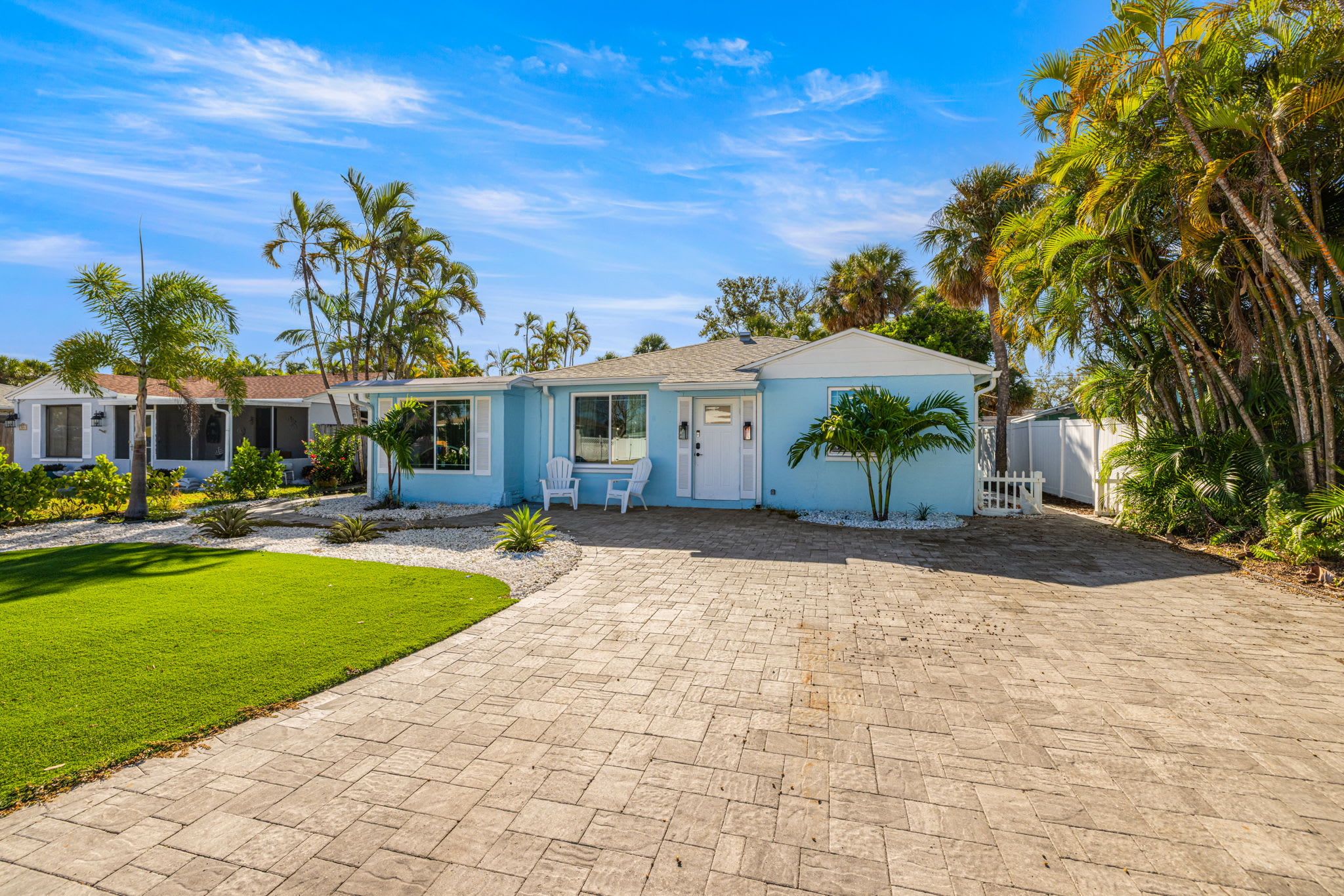 Minutes to Beach •Tiki Bar • Fire Pit • Games 6