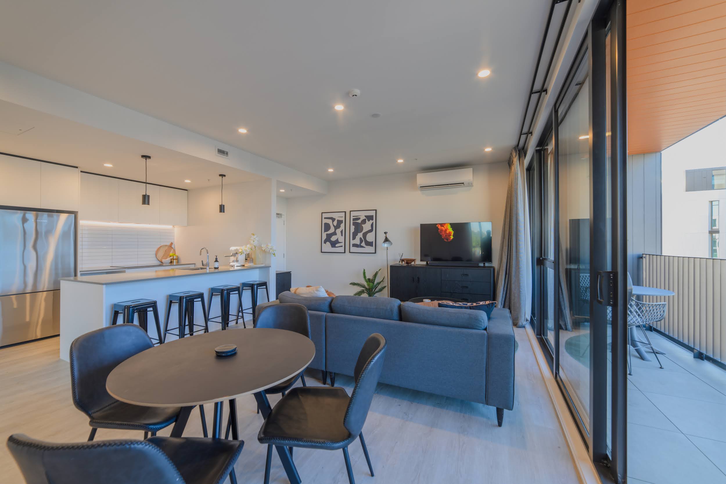Cityside Comfort! Modern 2BR, 2BA with Parking