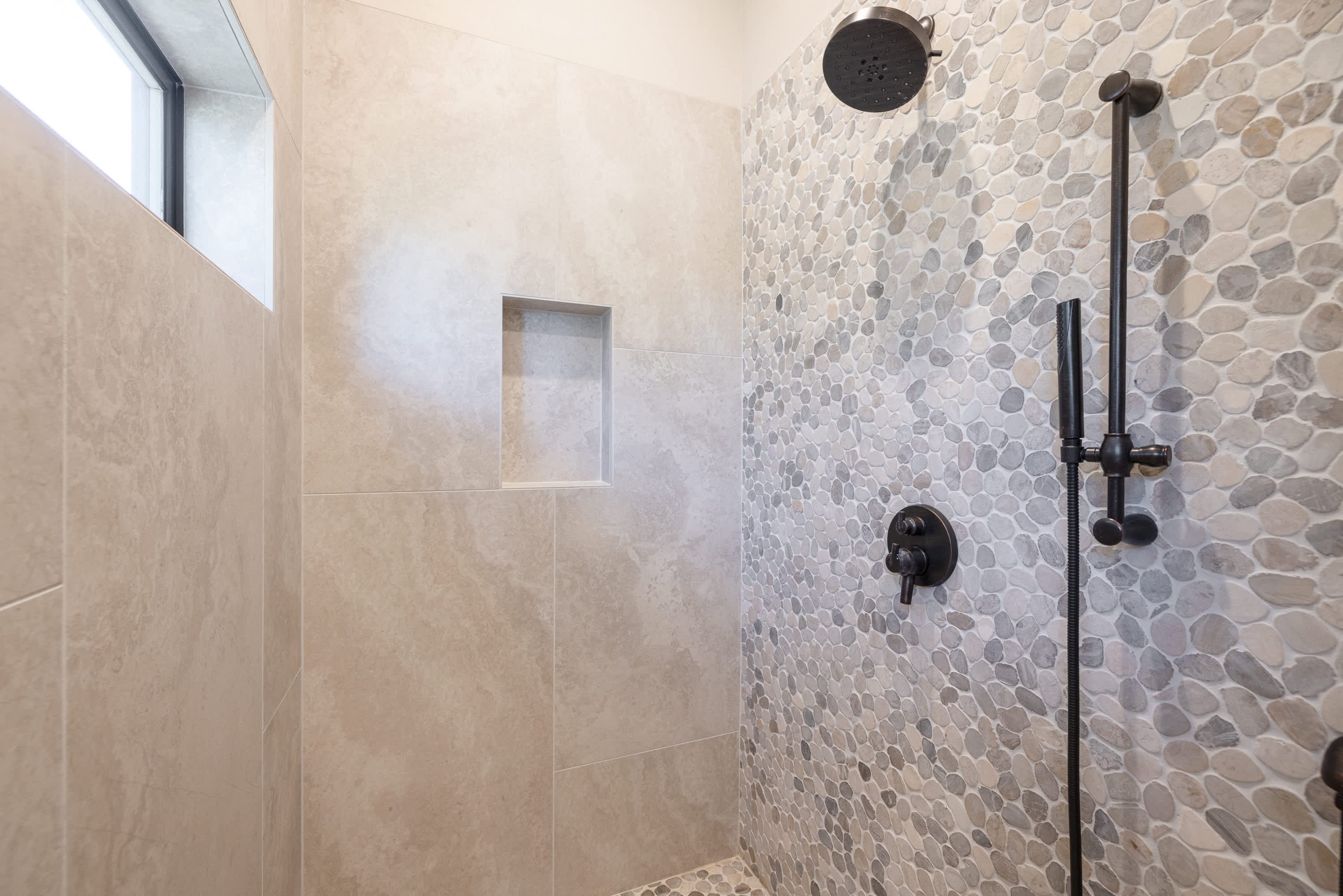 On Golf Course, Game Room, Hot Tub | The 19th Hole