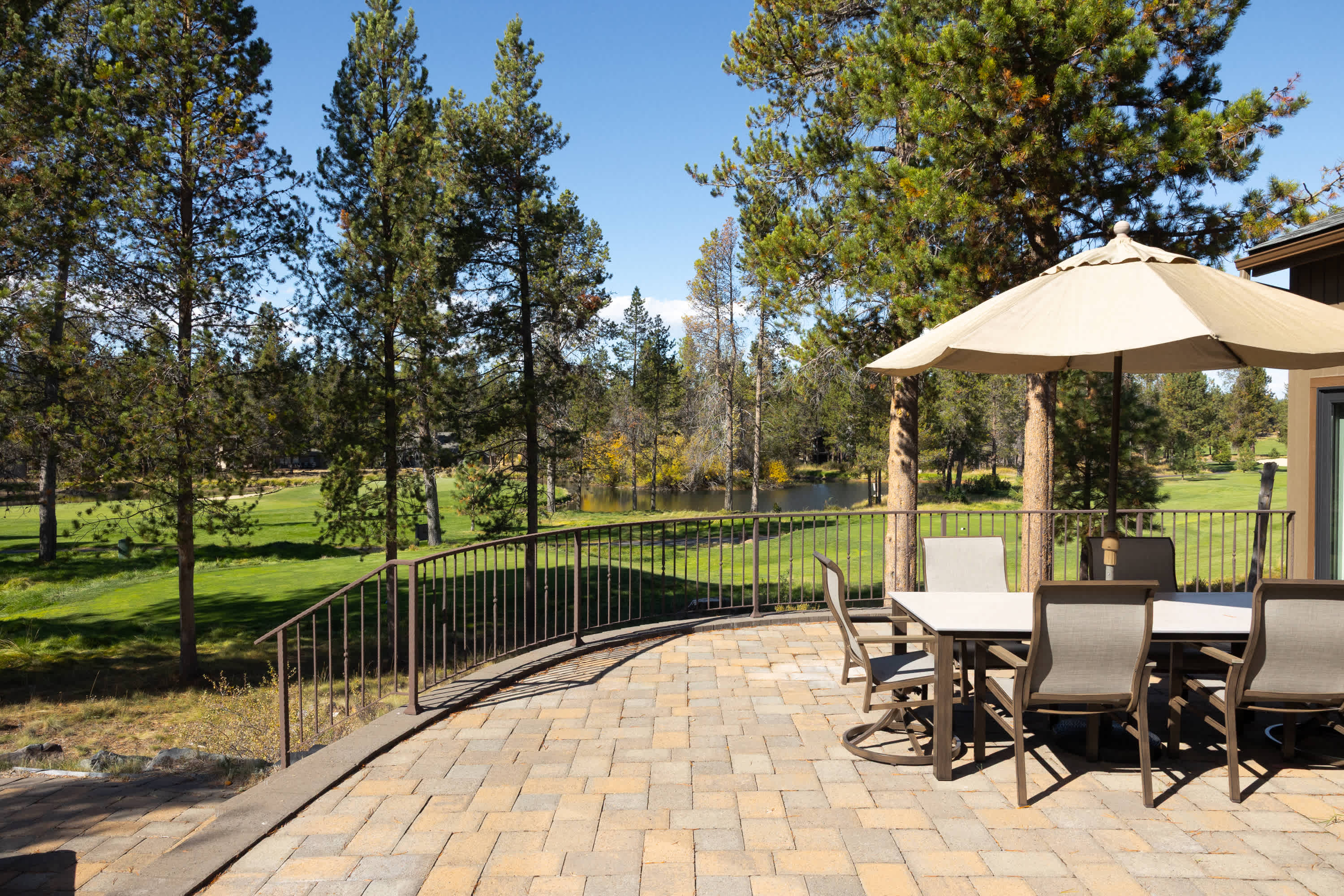 On Golf Course, Game Room, Hot Tub | The 19th Hole