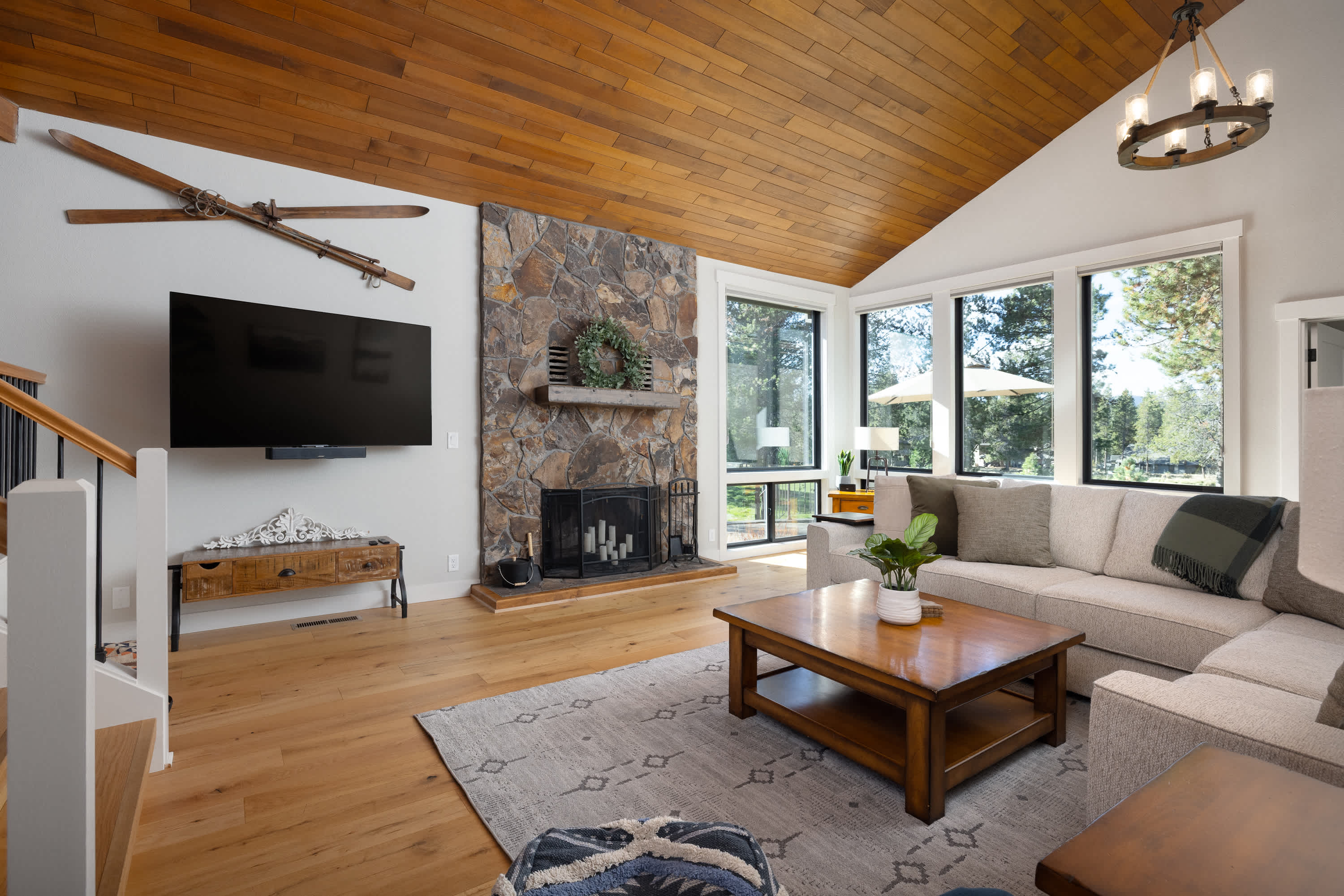 On Golf Course, Game Room, Hot Tub | The 19th Hole