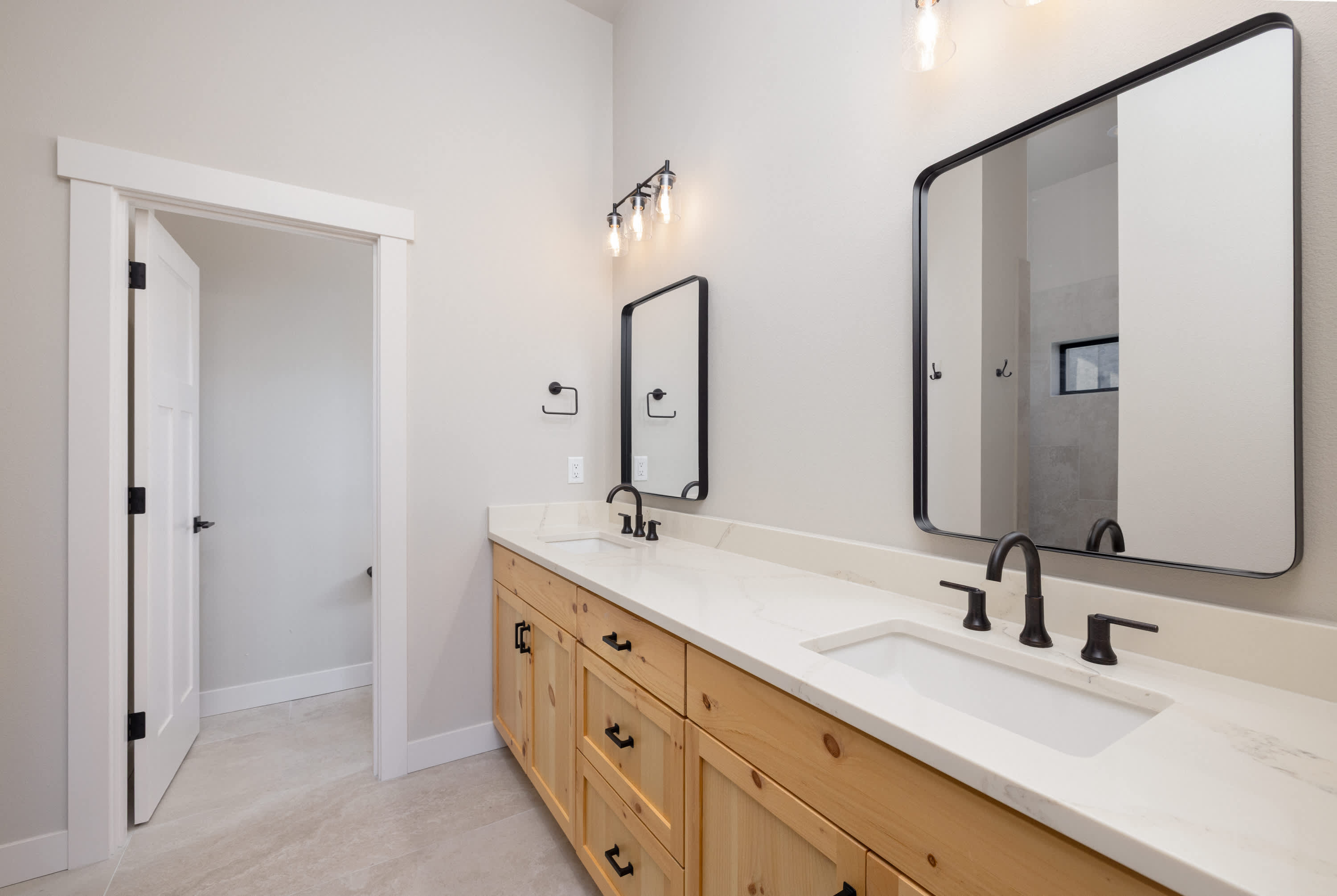 On Golf Course, Game Room, Hot Tub | The 19th Hole