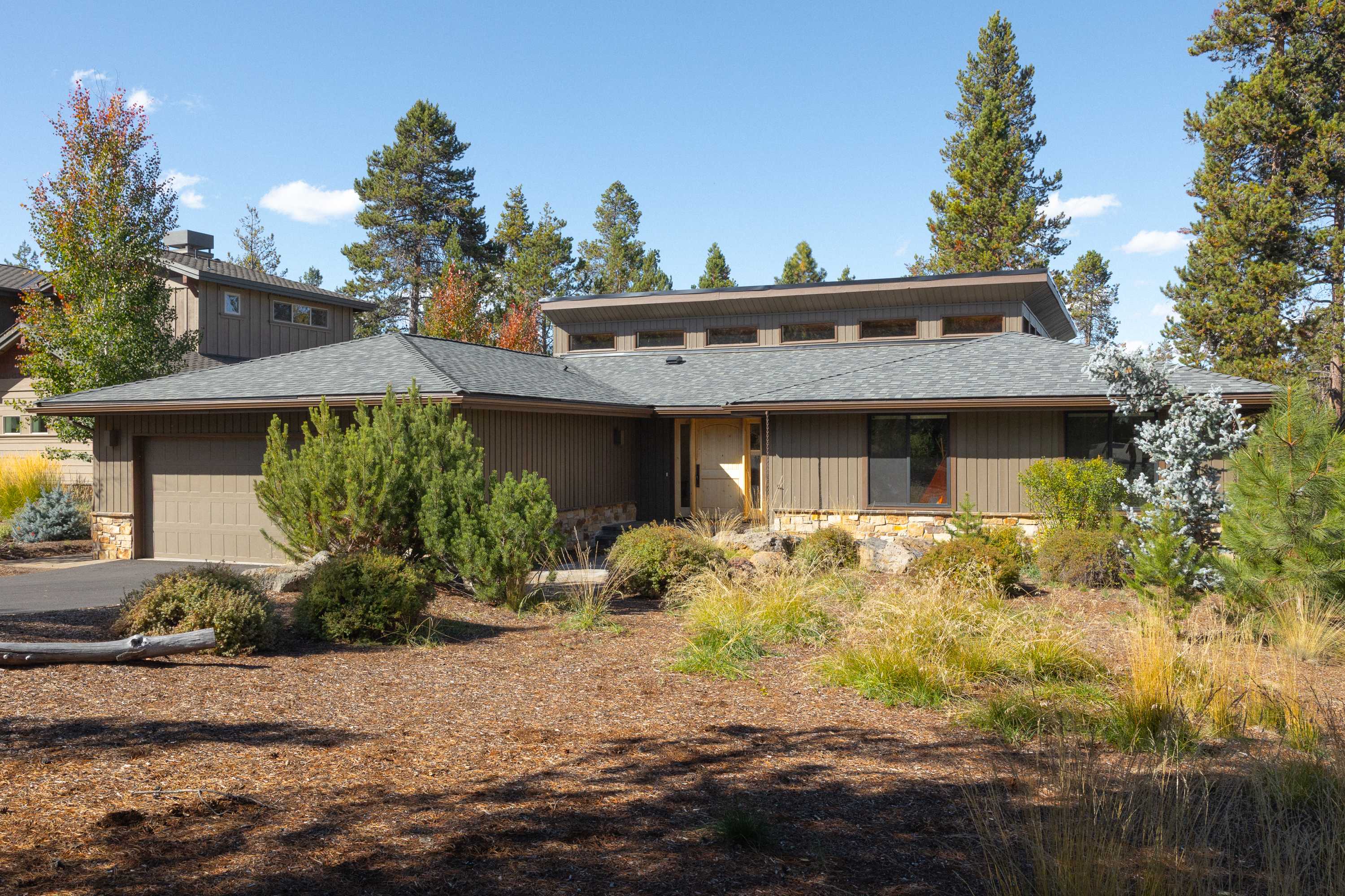 On Golf Course, Game Room, Hot Tub | The 19th Hole