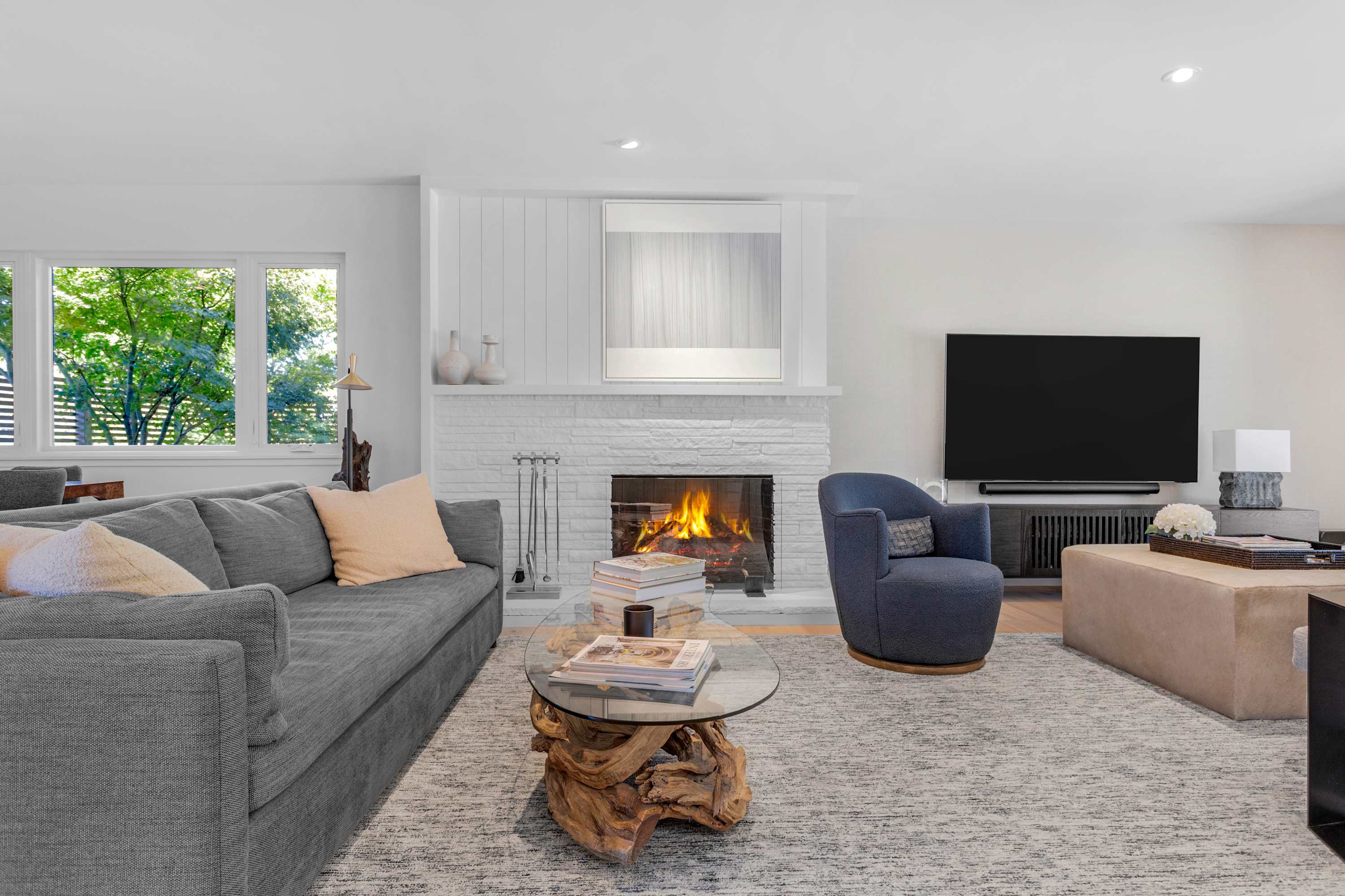 Modern Healdsburg Home w/ Pool, Spa & Golf Views