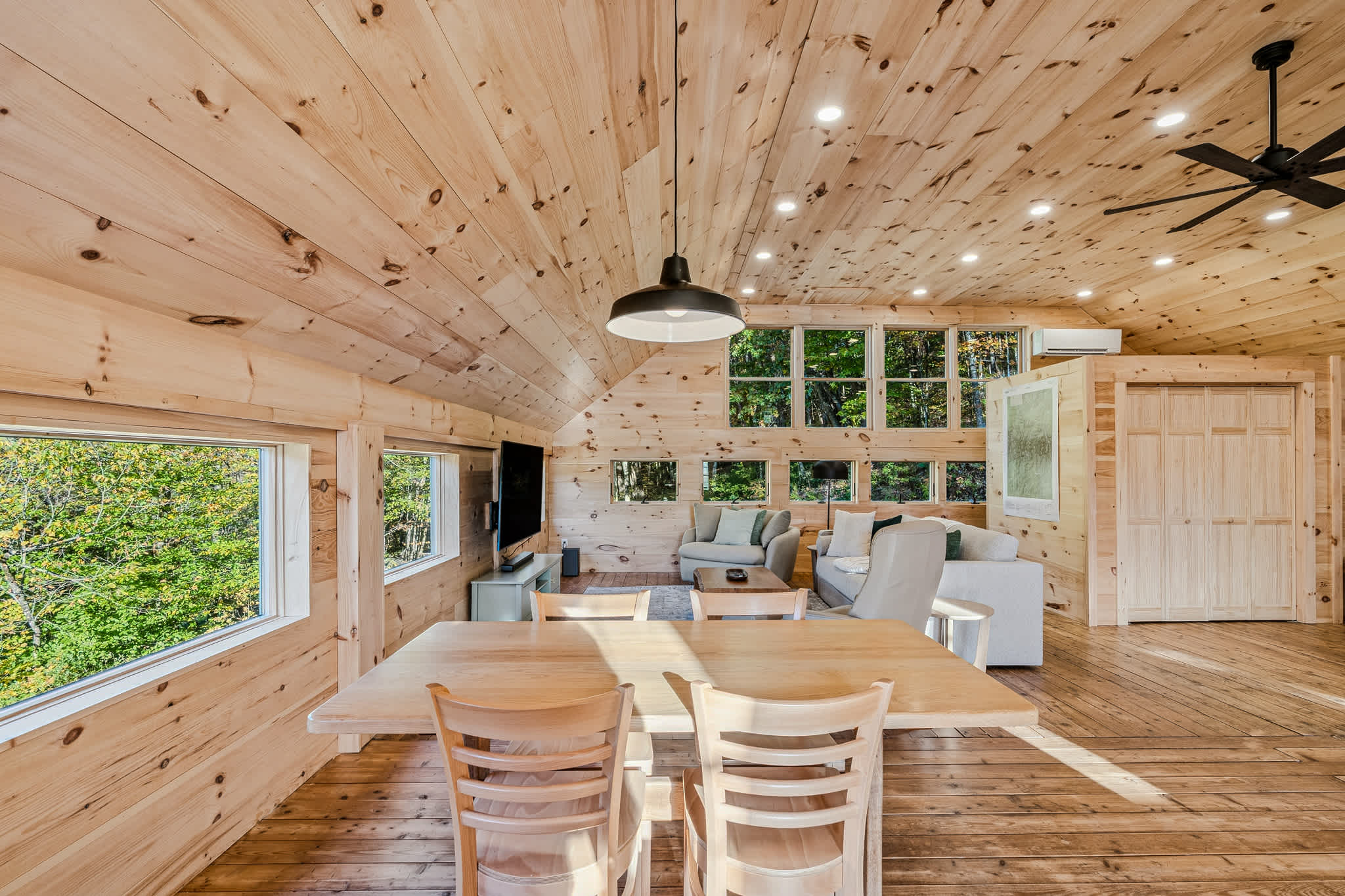 Views! Trails, Hot Tub, Sauna | Reservoir Ridge