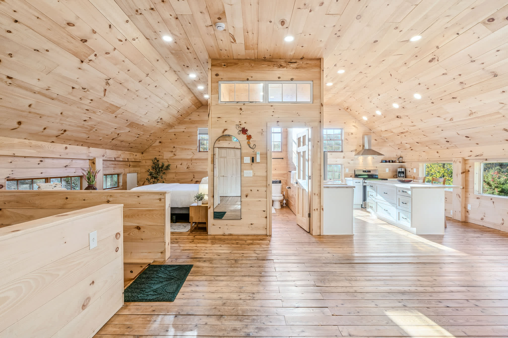 Views! Trails, Hot Tub, Sauna | Reservoir Ridge