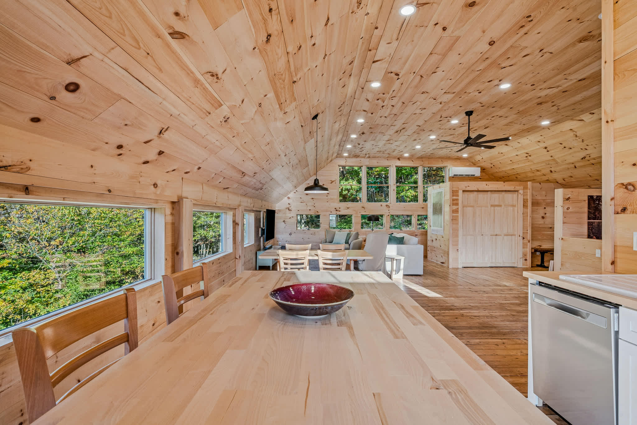 Views! Trails, Hot Tub, Sauna | Reservoir Ridge