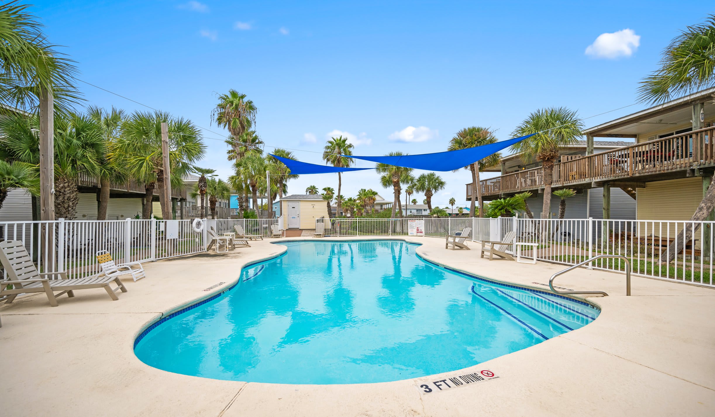 Private Home! - Cameroon Cabana