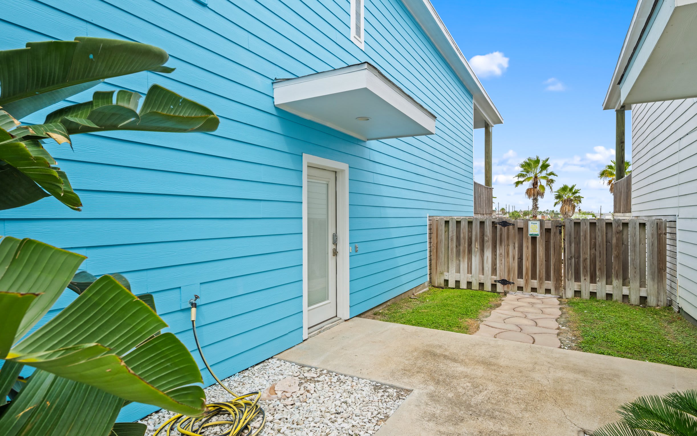 Private Home! - Cameroon Cabana