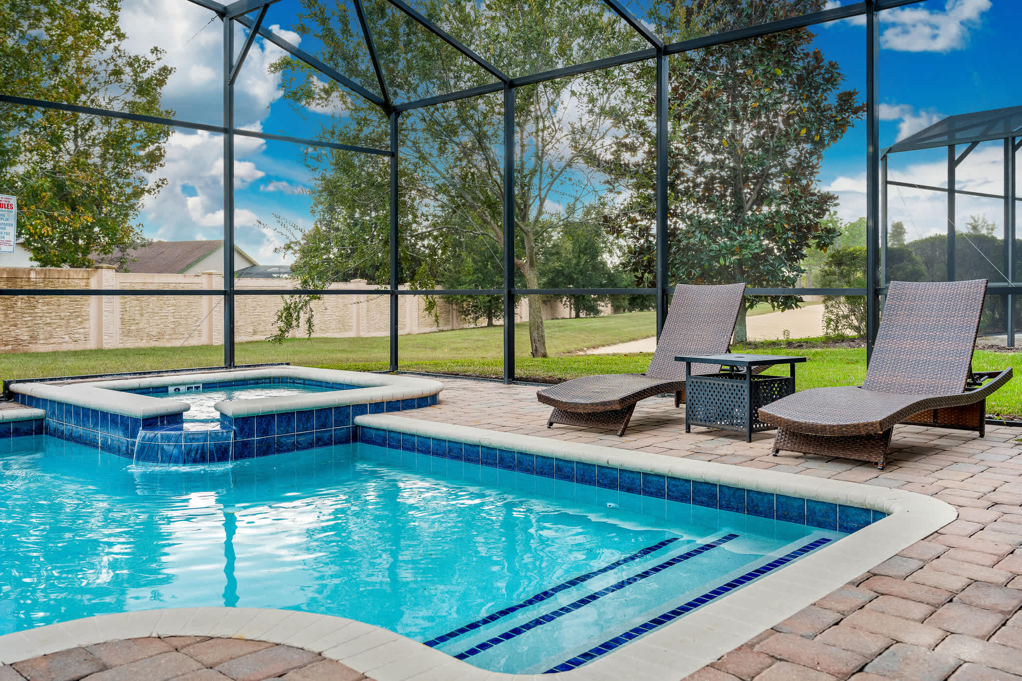 Heated pool + EV charger + Game Room + Waterpark