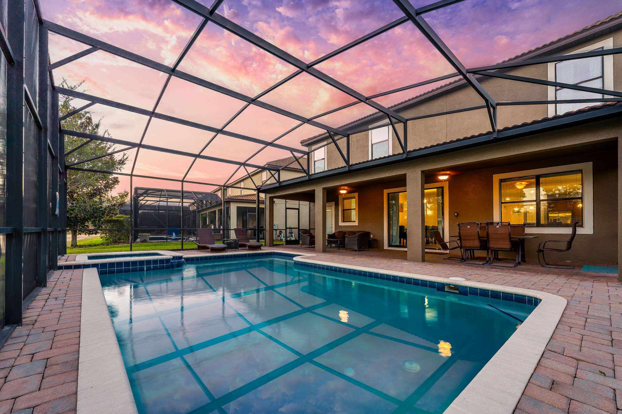 Heated pool + EV charger + Game Room + Waterpark