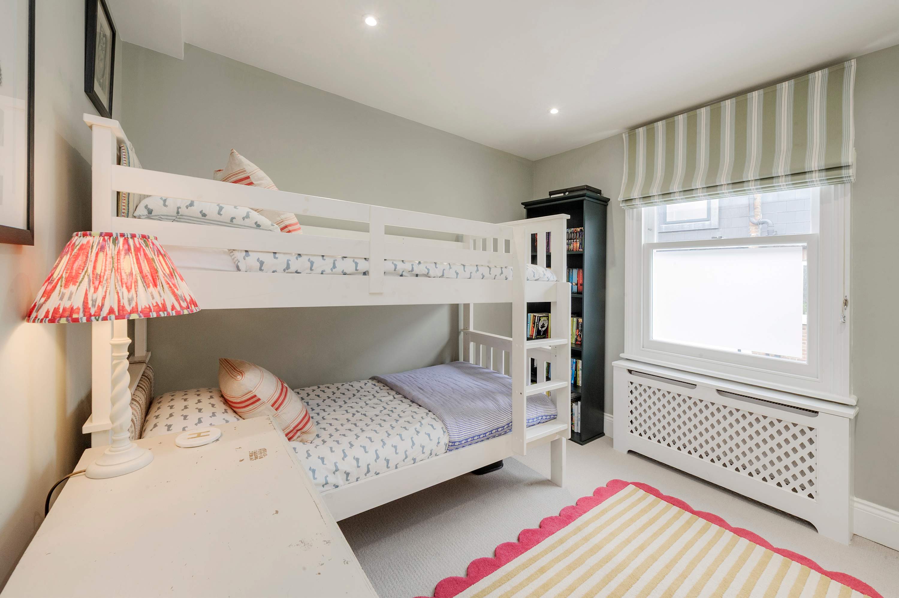 Stunning 3 bed Fulham Home with Garden in Burnfoot Avenue 5 SW6 5EB - Property image 26 - VivreStays