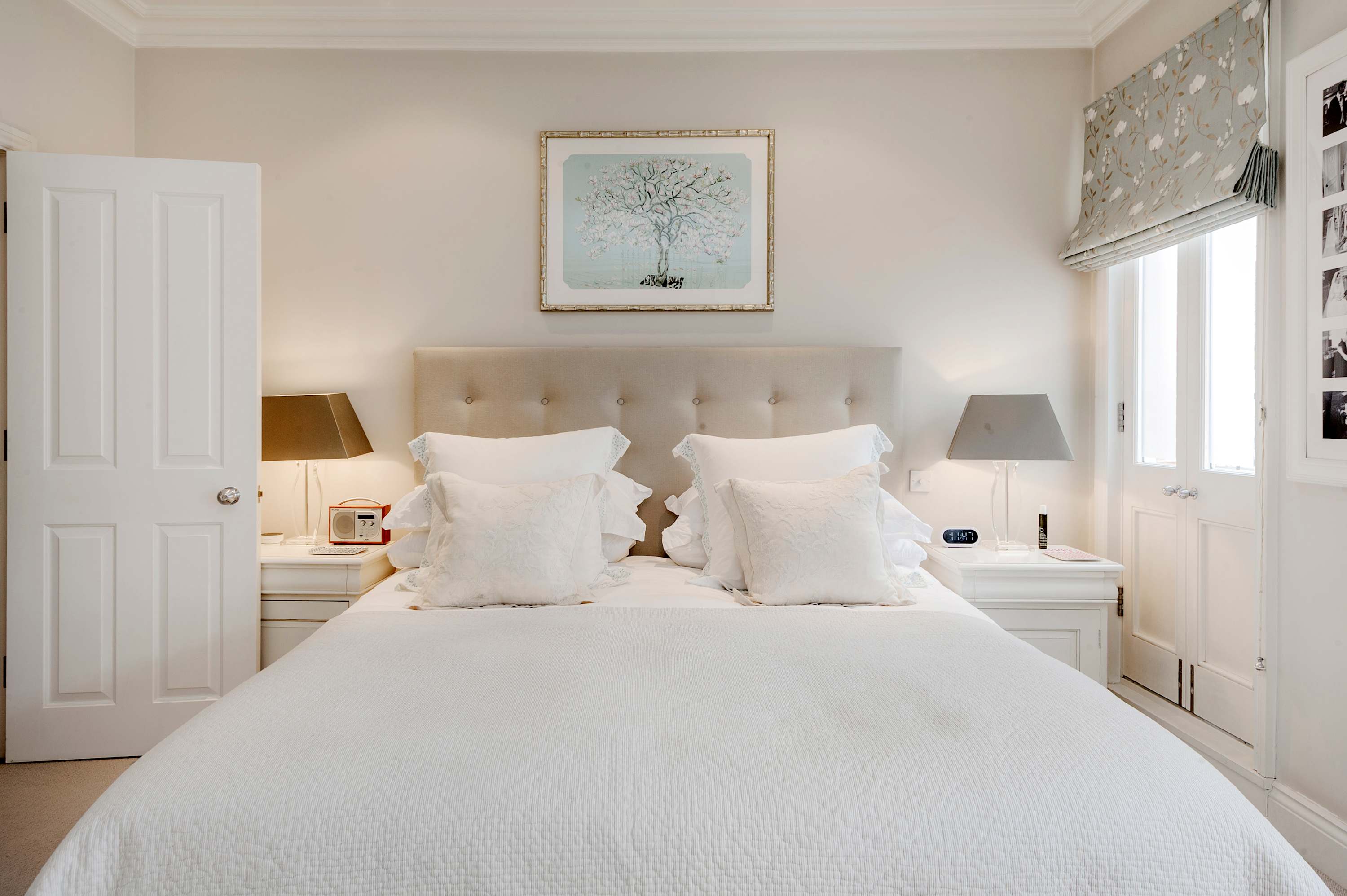 Stunning 3 bed Fulham Home with Garden in Burnfoot Avenue 5 SW6 5EB - Property image 14 - VivreStays