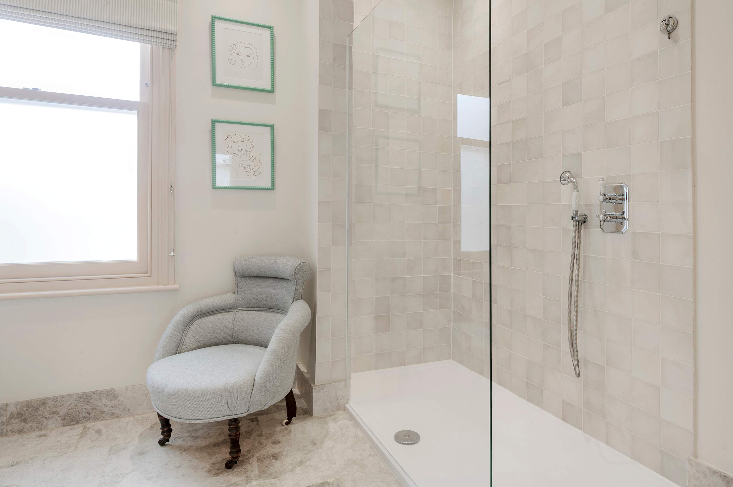 Stunning 3 bed Fulham Home with Garden in Burnfoot Avenue 5 SW6 5EB - Property image 32 - VivreStays