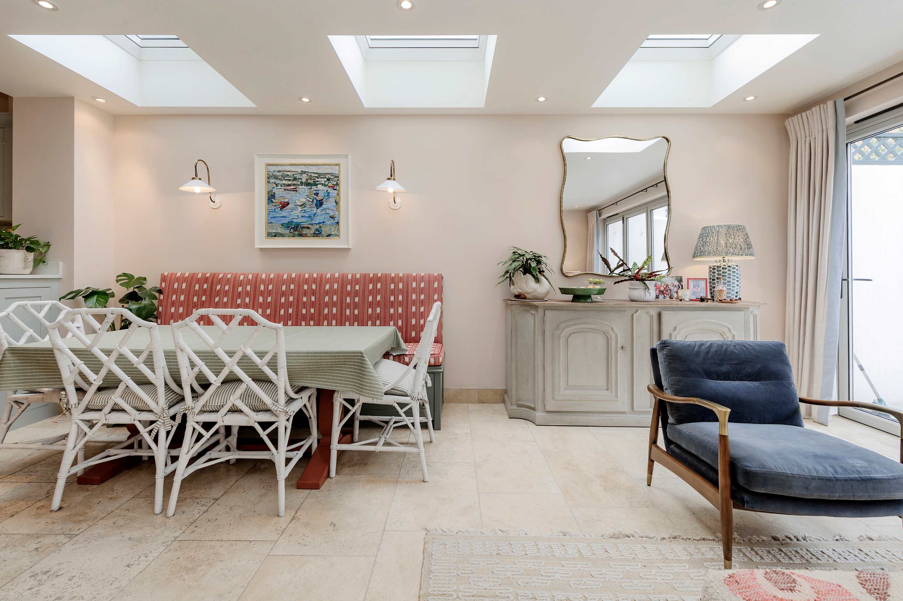 Stunning 3 bed Fulham Home with Garden in Burnfoot Avenue 5 SW6 5EB - Property image 37 - VivreStays