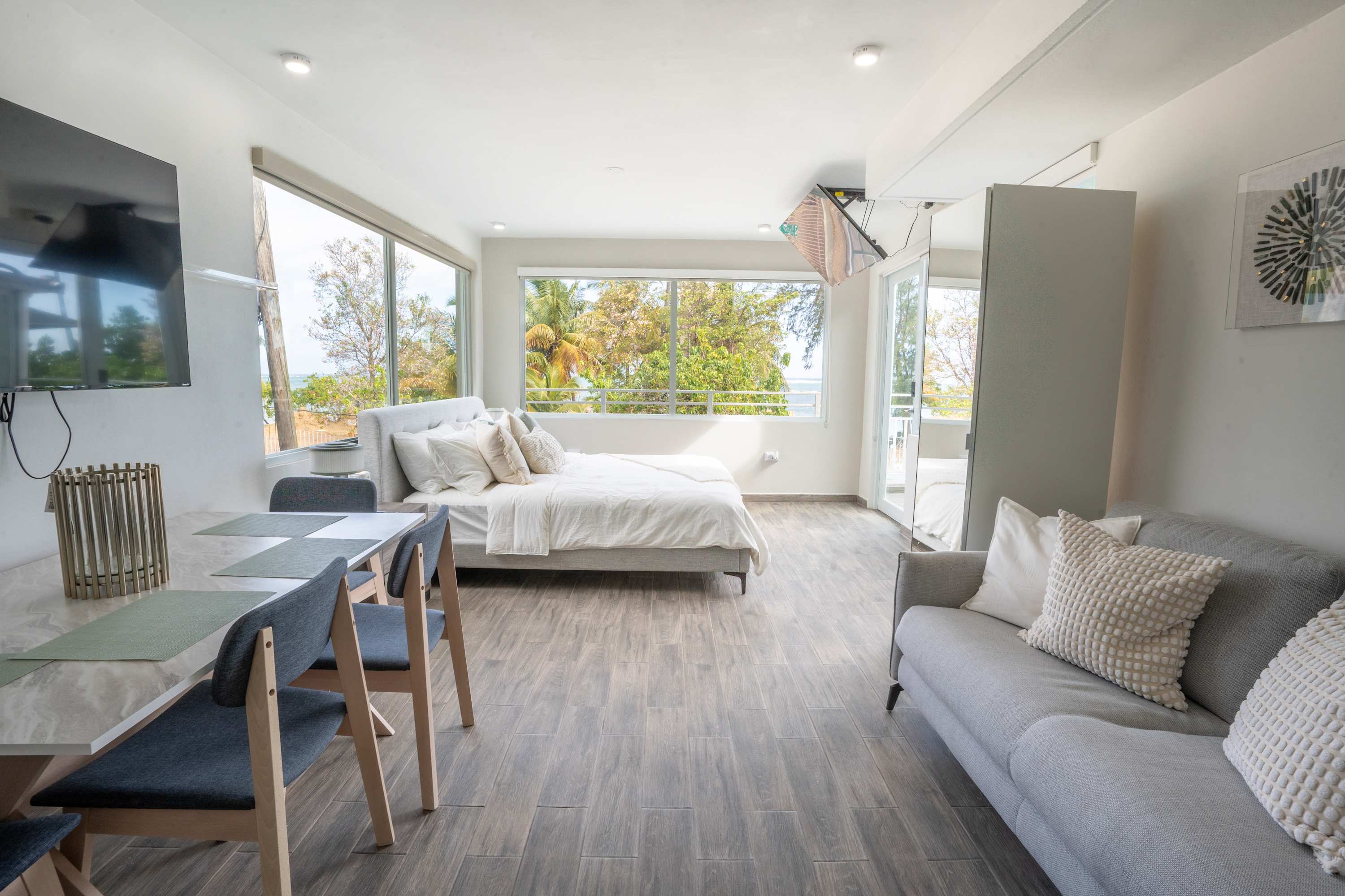 AQUA Terrazas 6+7 · 3BR Fun & Dining by the Beach - Property photo