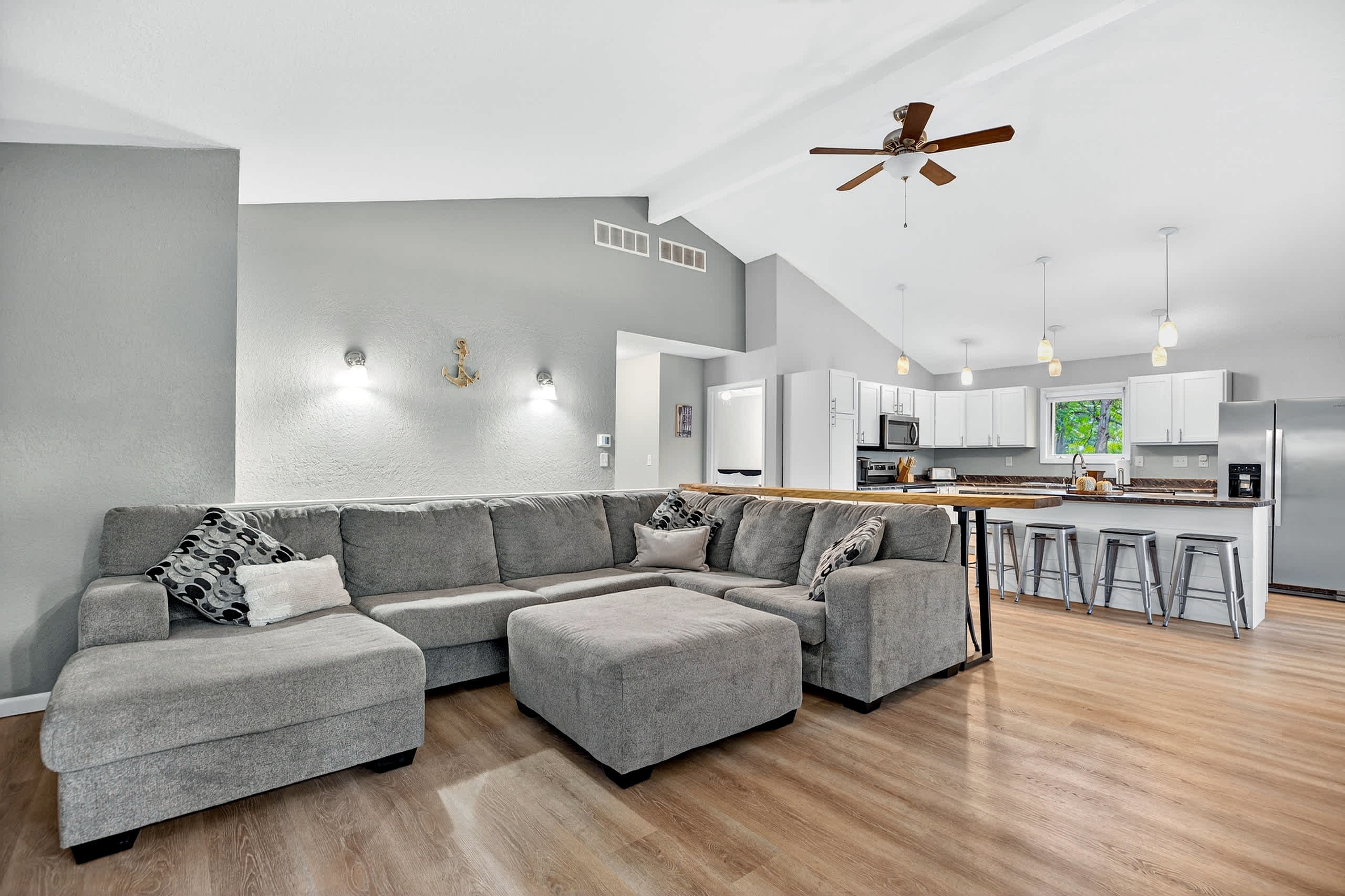 Greens and Gators - For 20ppl