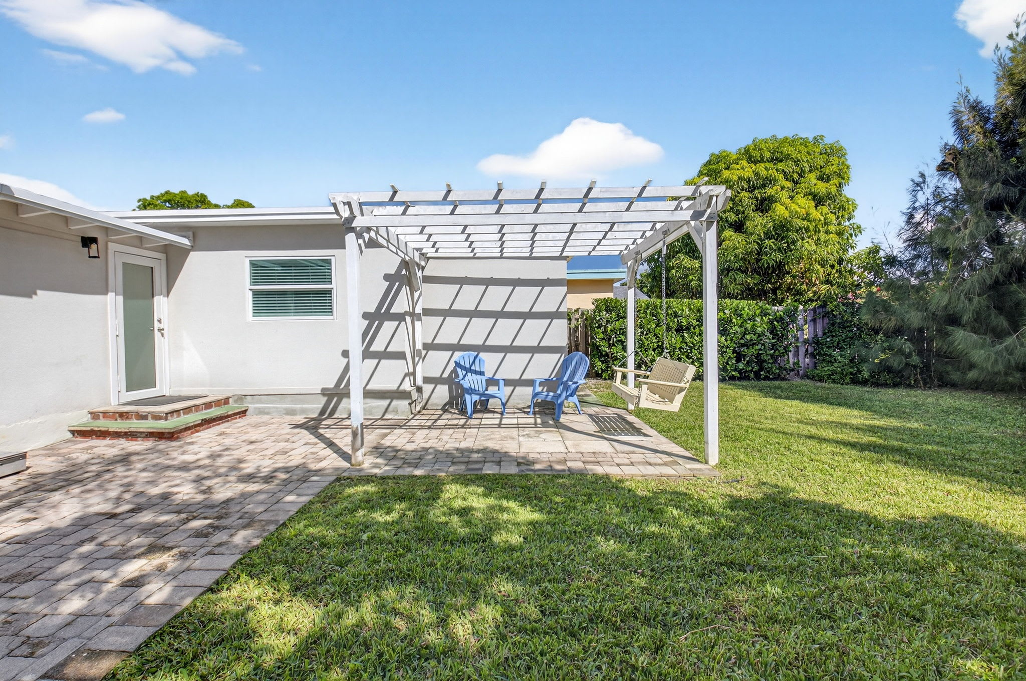 Where sun-soaked days meet starlit nights