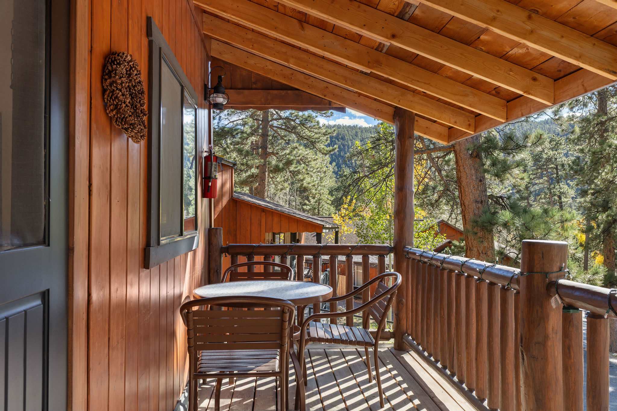 Cabin 5- Private Cabin W King Bed, Kitchen, Porch - Estes Park, CO