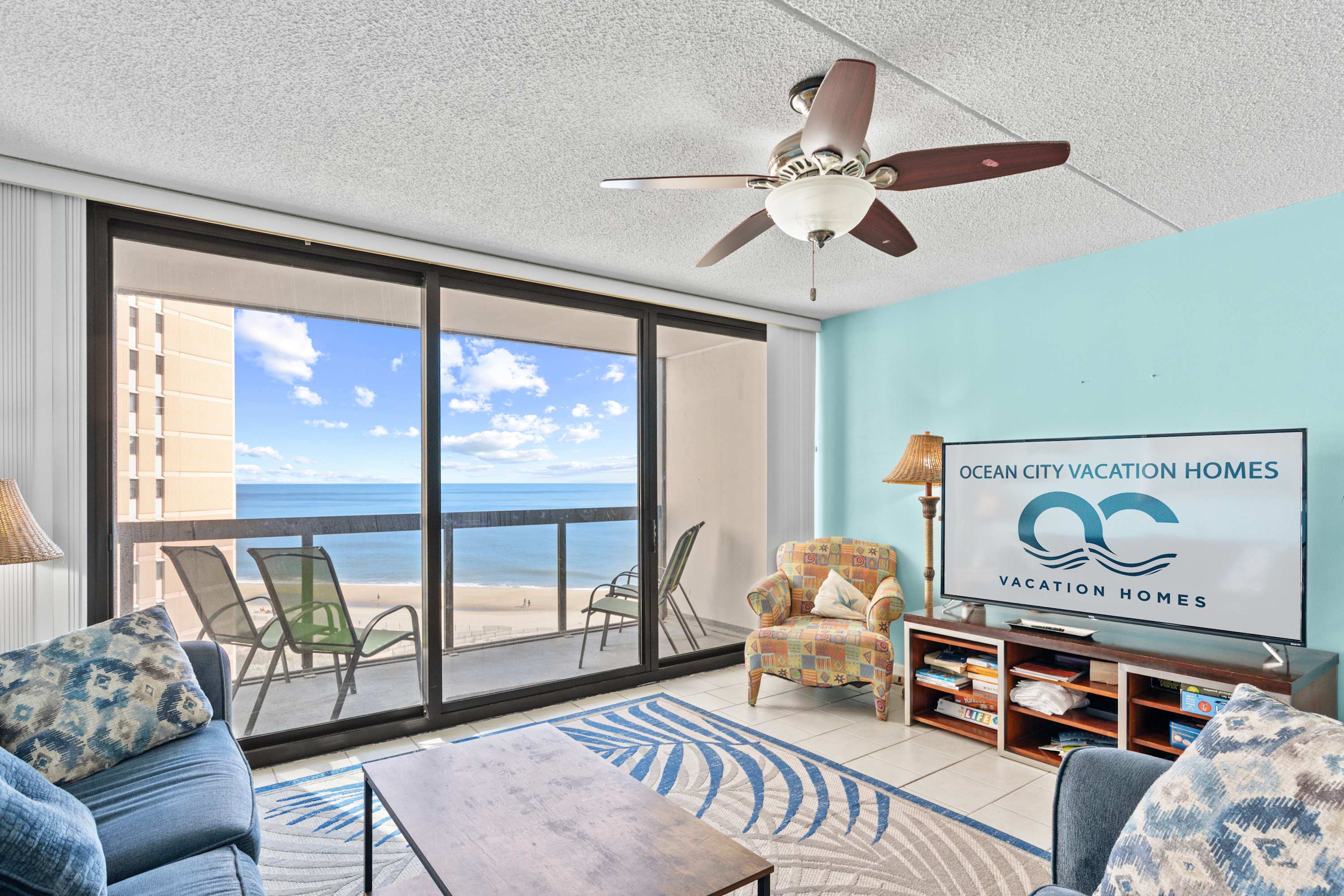 Golden Sands 701, Beachfront Family Resort Escape
