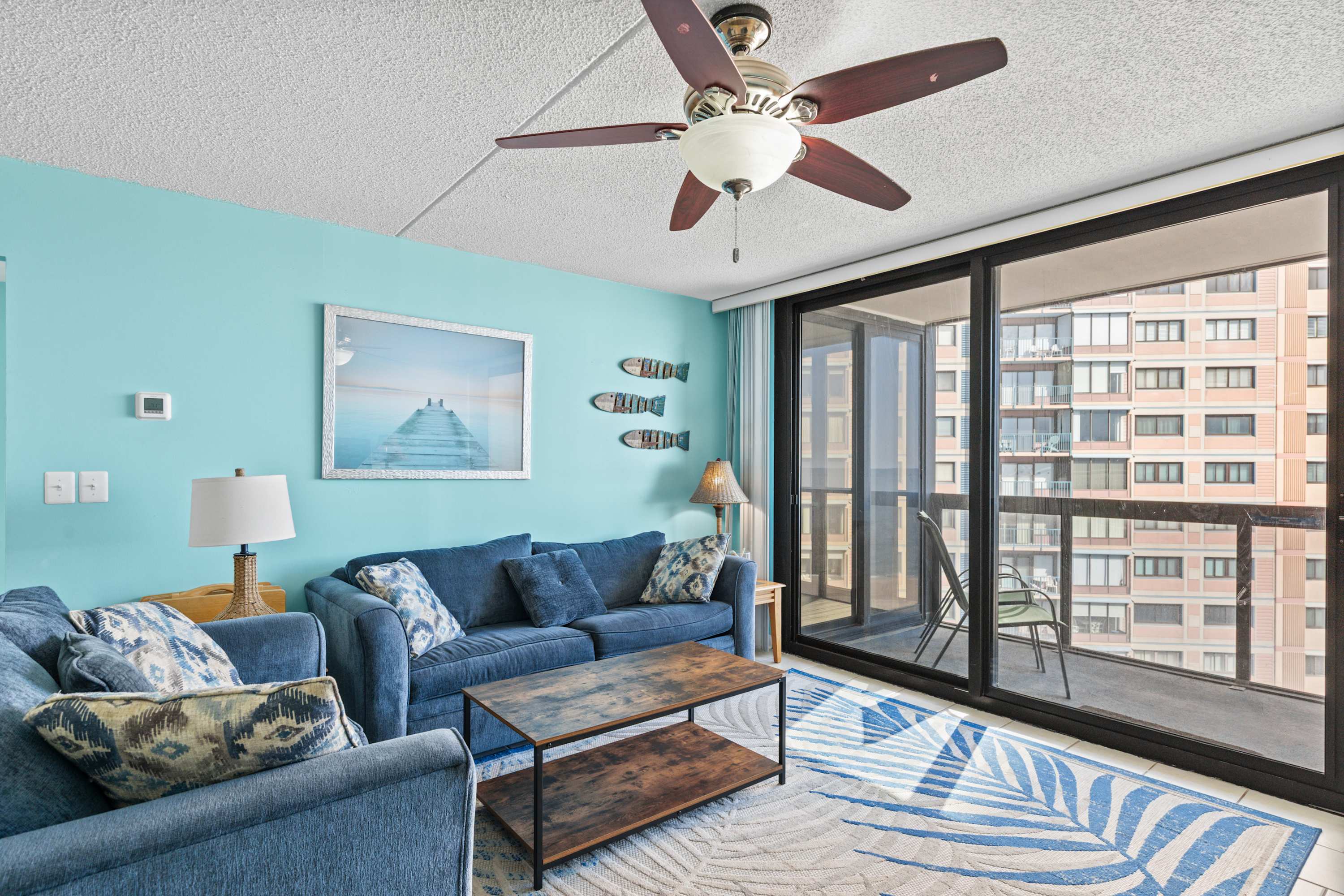 Golden Sands 701, Beachfront Family Resort Escape