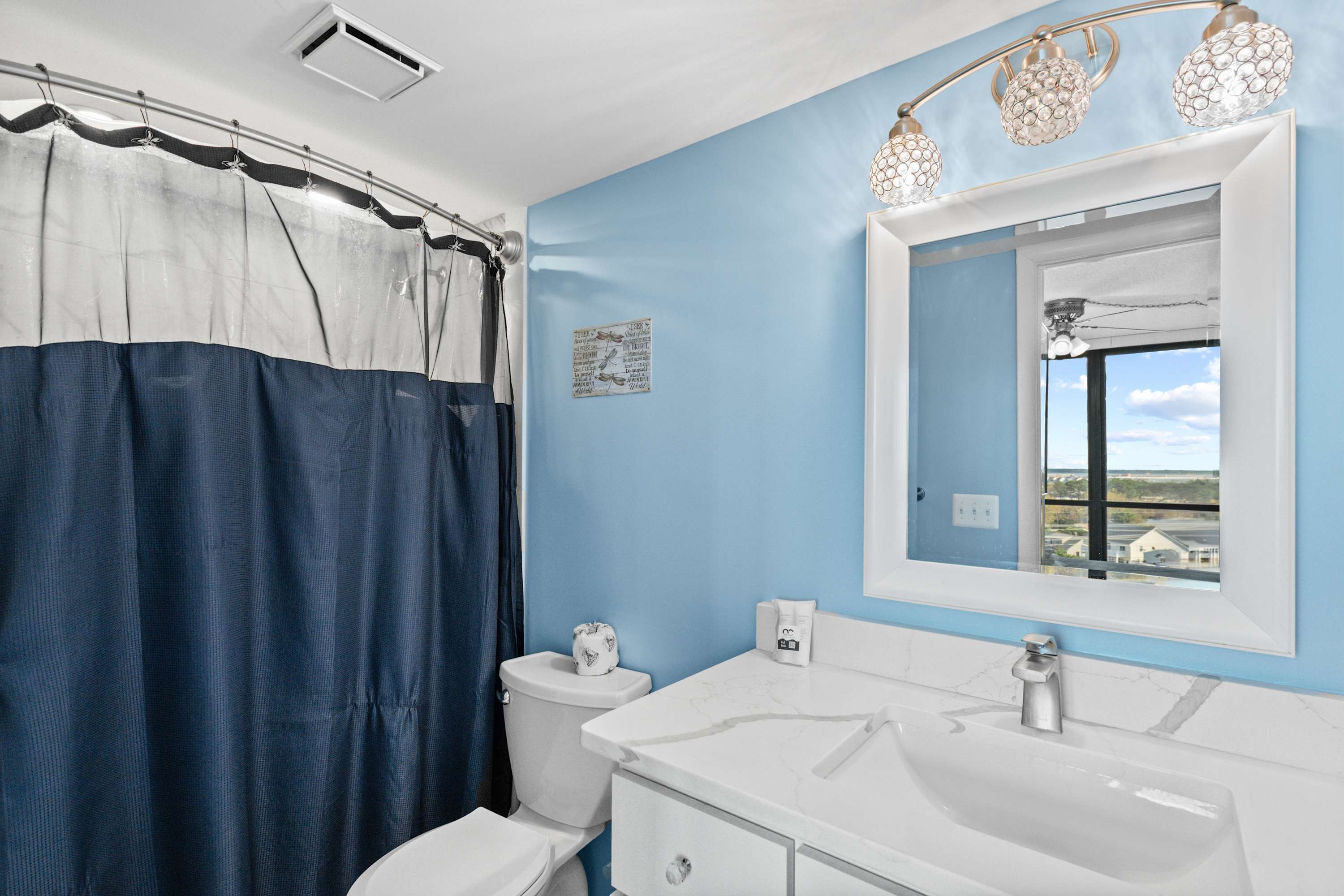 Golden Sands 701, Beachfront Family Resort Escape