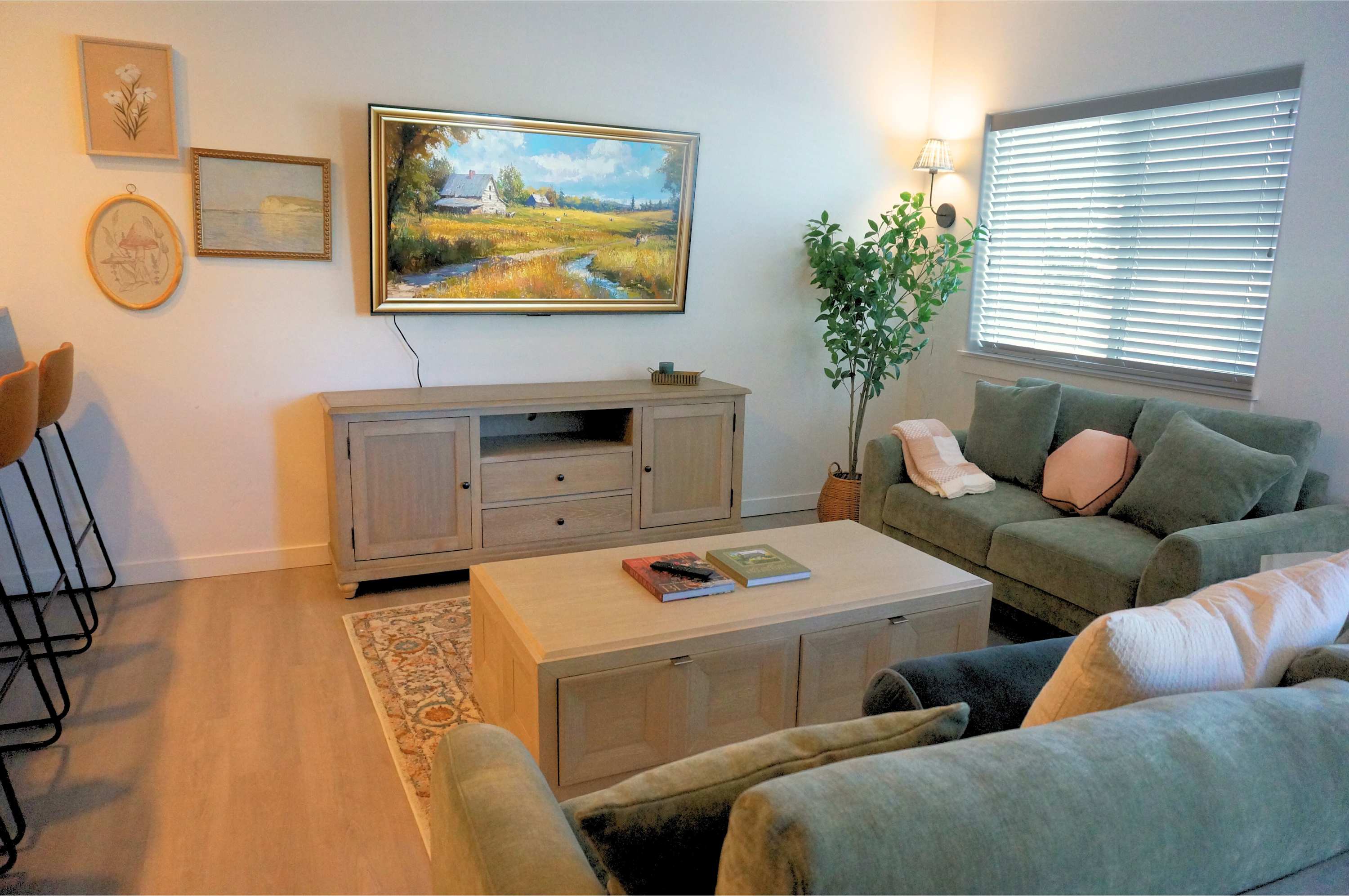 Modern 3BR Home in Meridian - King Suite - Comfort 5