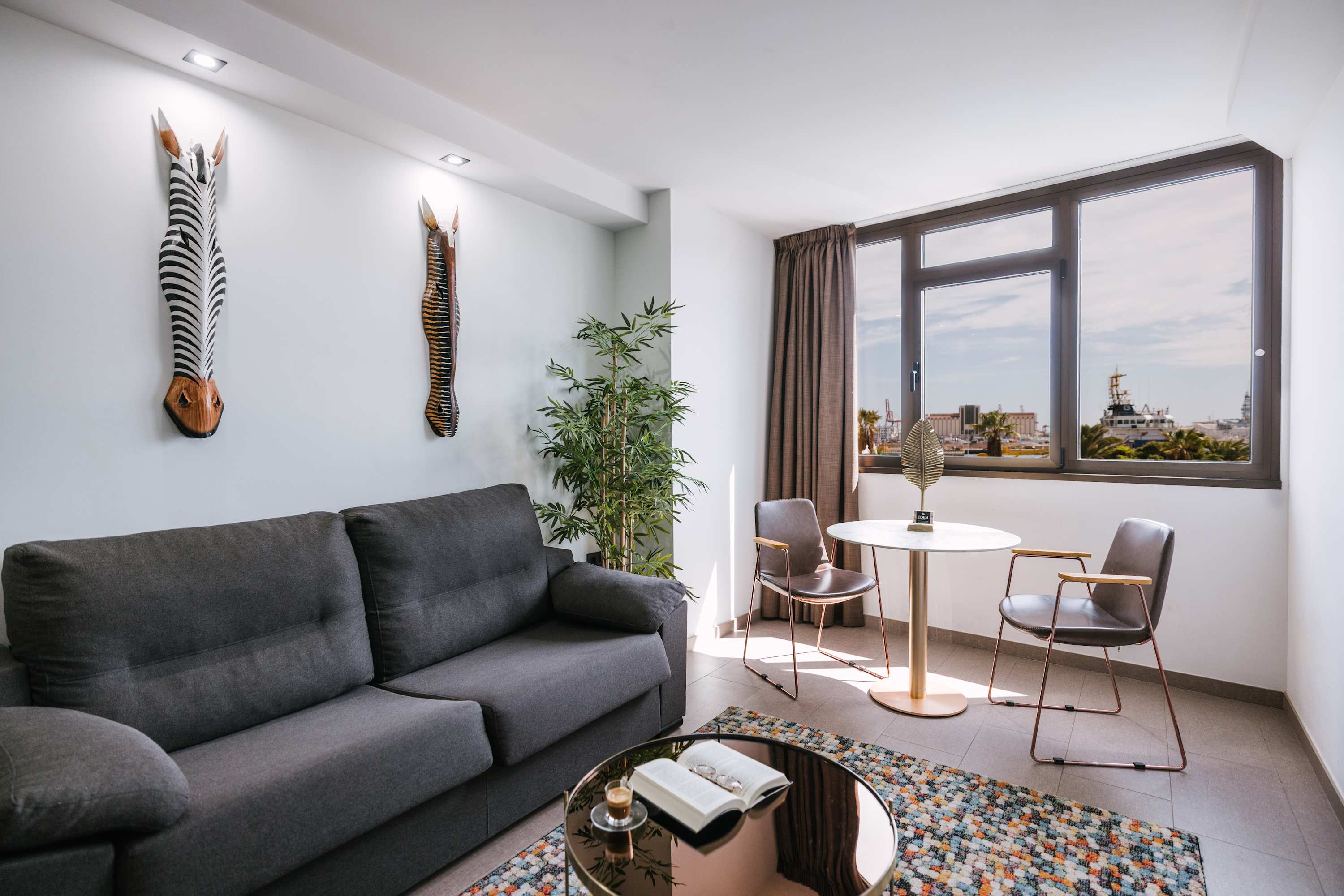 Poem Suites by Airnest • Superior Apartment with Bay View — Las Palmas de Gran Canaria, Canarias — vacation rental