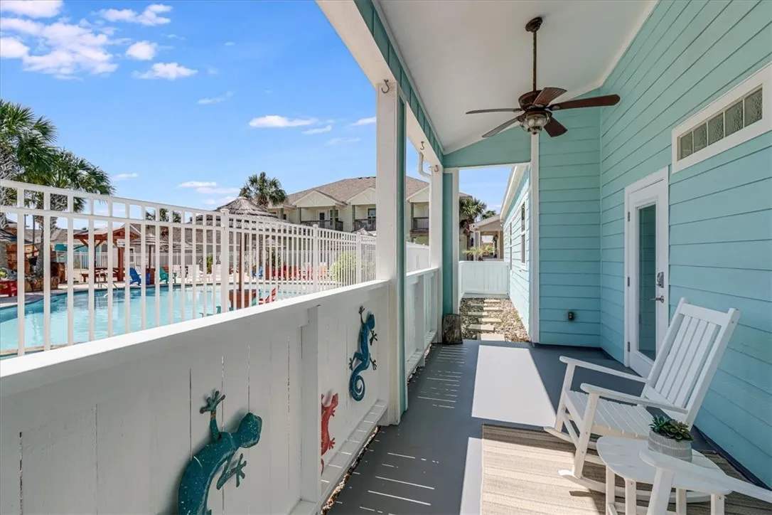 View of Pool, Full Resort Access | Hemingway House