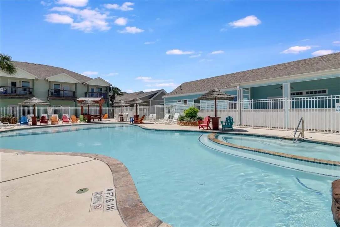 View of Pool, Full Resort Access | Hemingway House