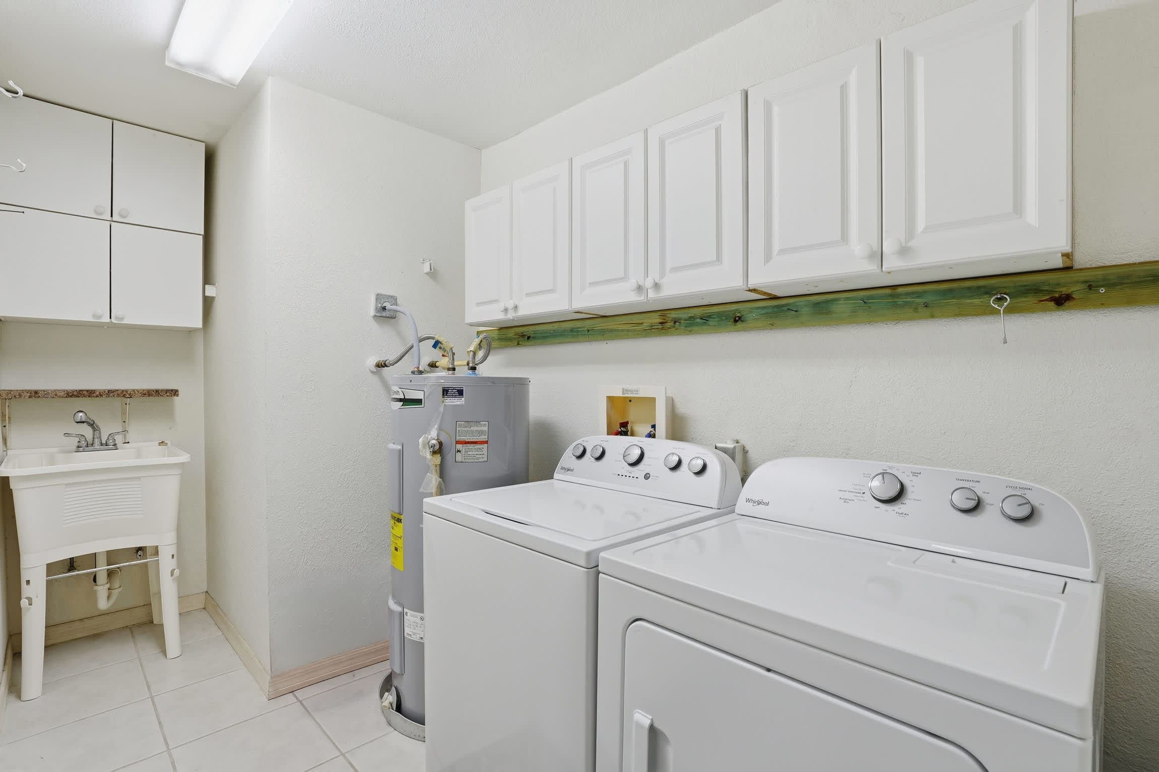 Updated Beach Getaway with Room for Eight | Photo 27