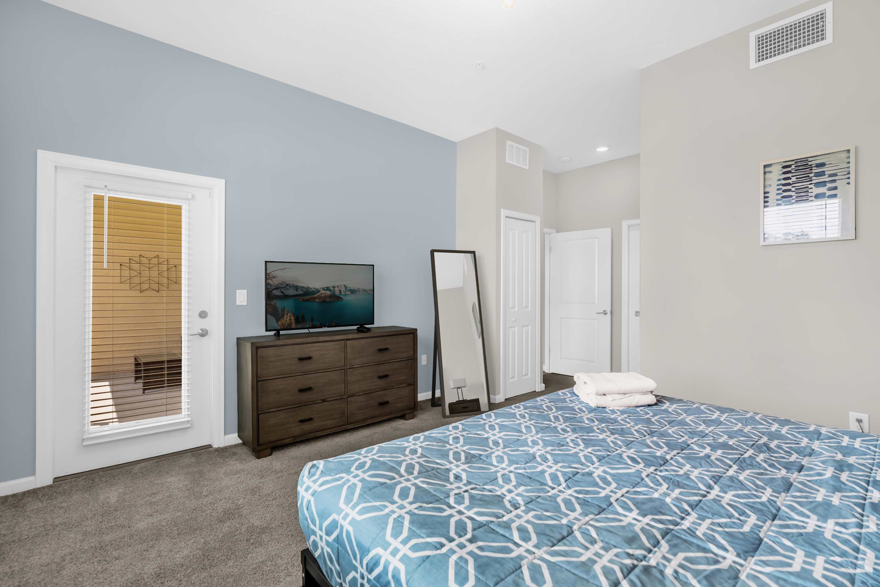 Florida Getaway Spacious home in private Resort | Photo 5