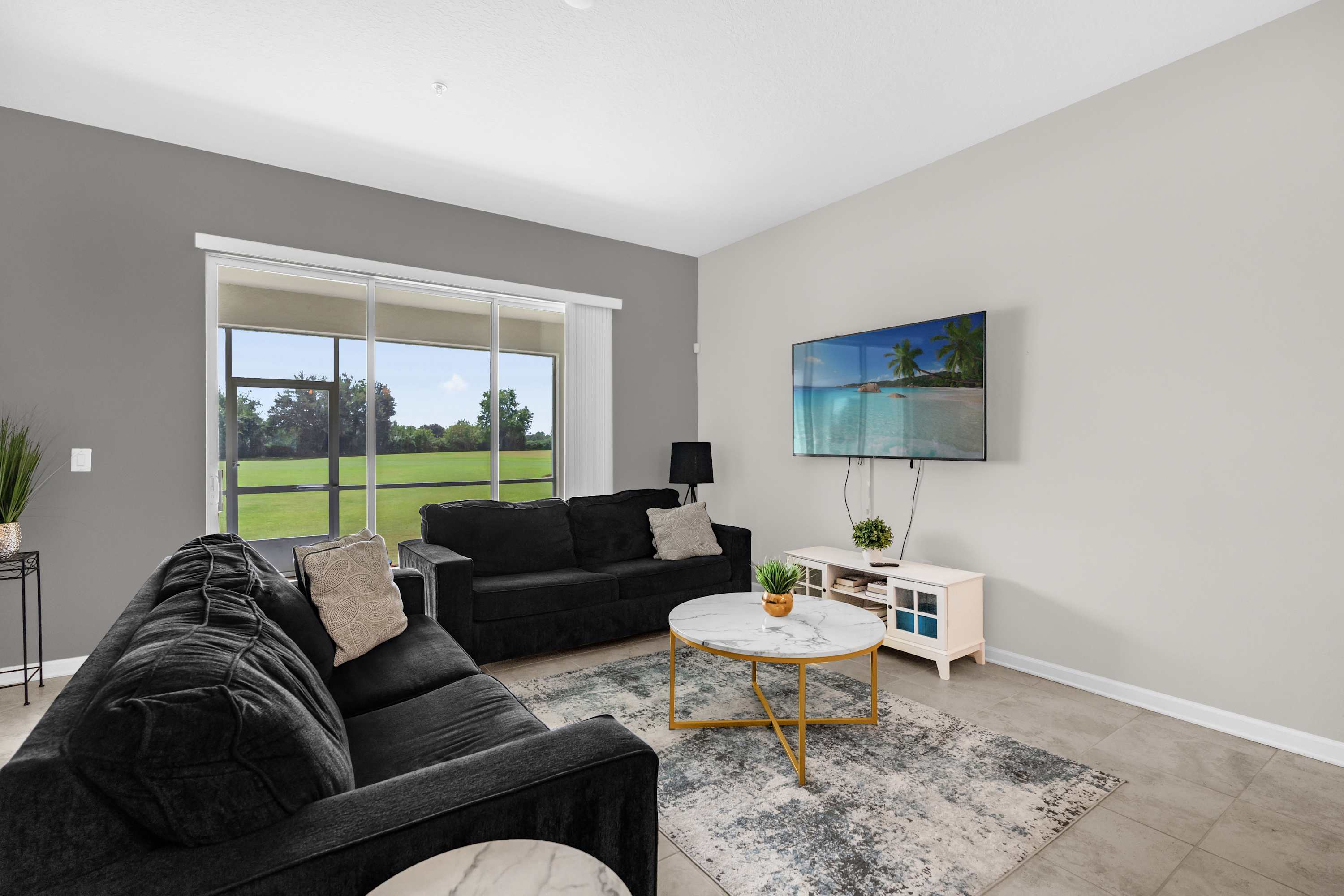 Florida Getaway Spacious home in private Resort | Photo 2