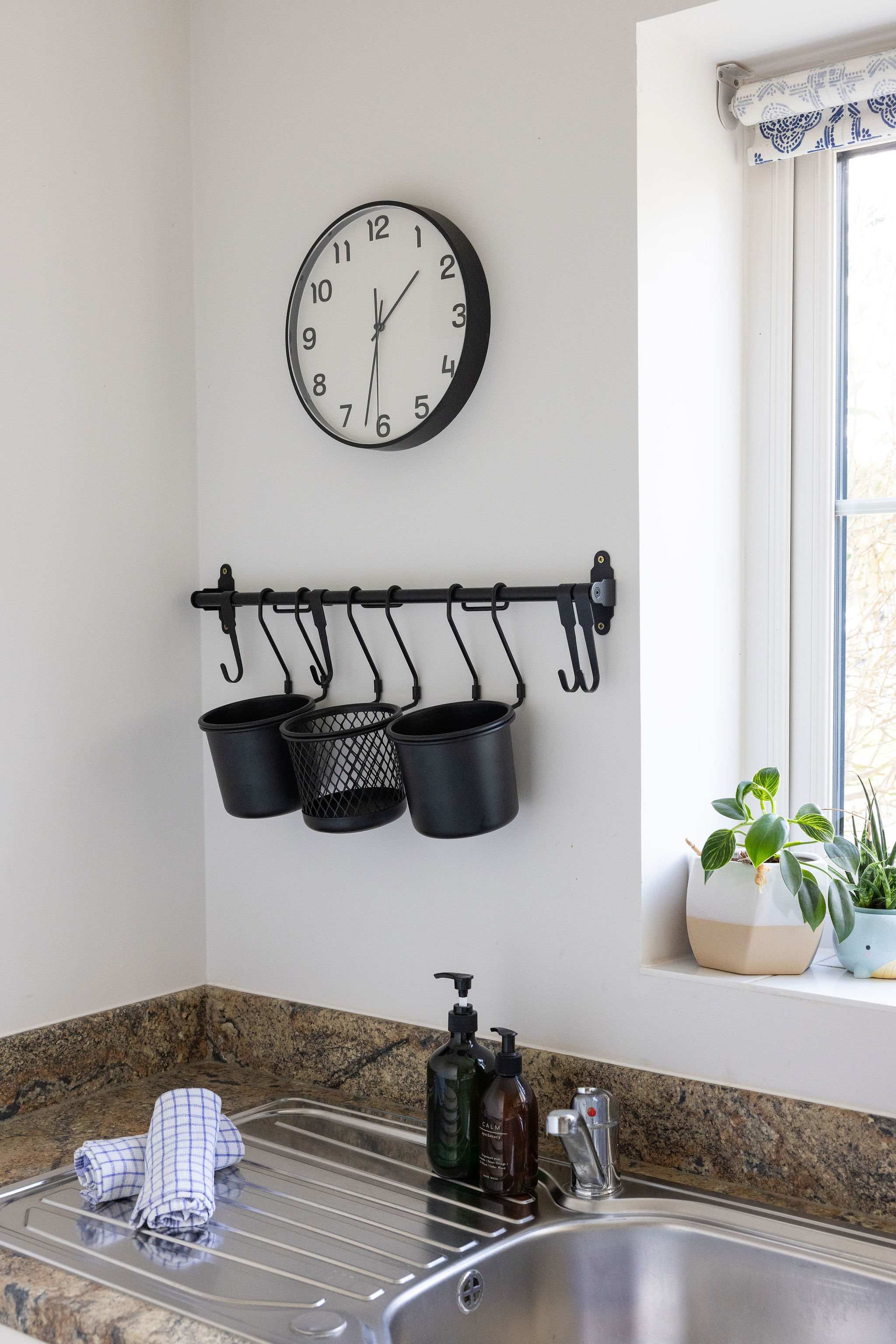 We provide kitchen basics such as tea towels, washing up liquid, sponges and clothes.