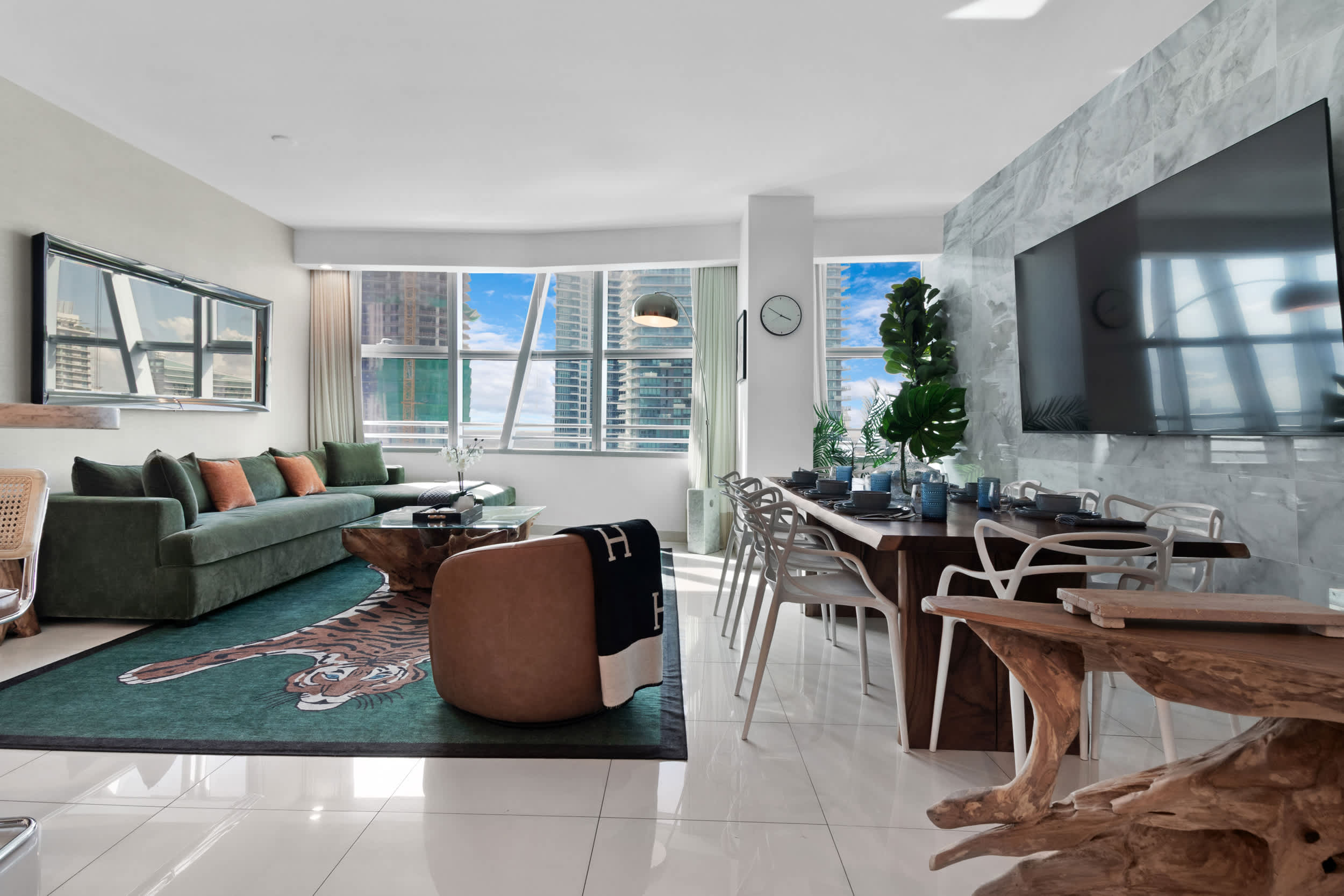 Luxury Brickell 3BD Free Parking - Pool - Bay View — Miami, FL — vacation rental