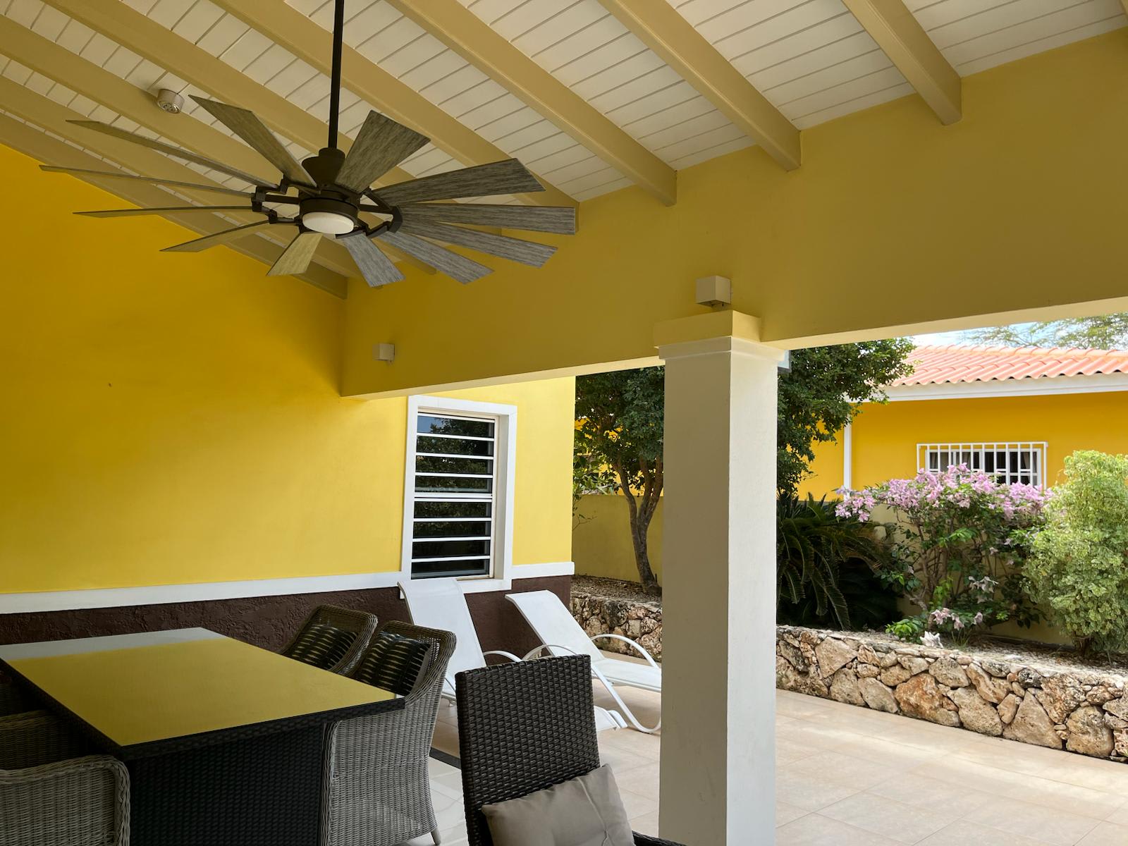 24 Makambaplein, Kralendijk, Caribbean Netherlands