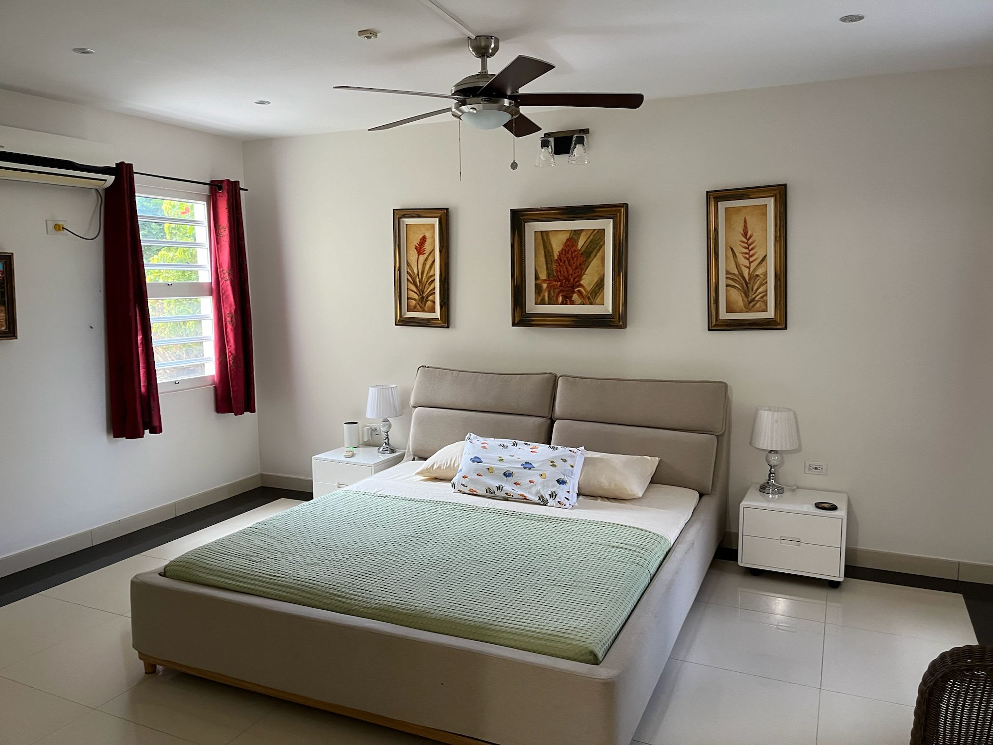 24 Makambaplein, Kralendijk, Caribbean Netherlands