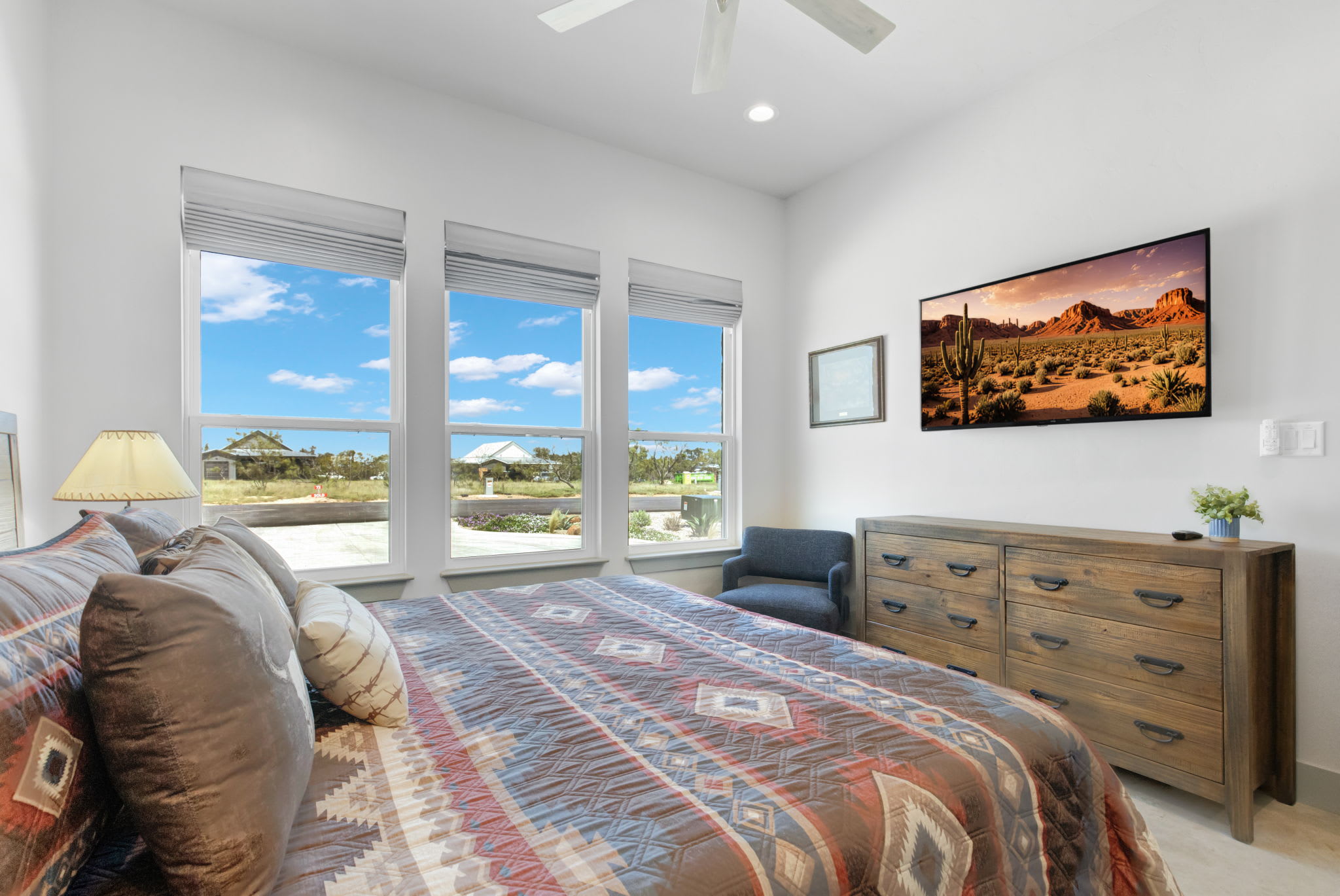 Luxury 3BR with Hot Tub, Outdoor Kitchen & Firepit | Photo 15