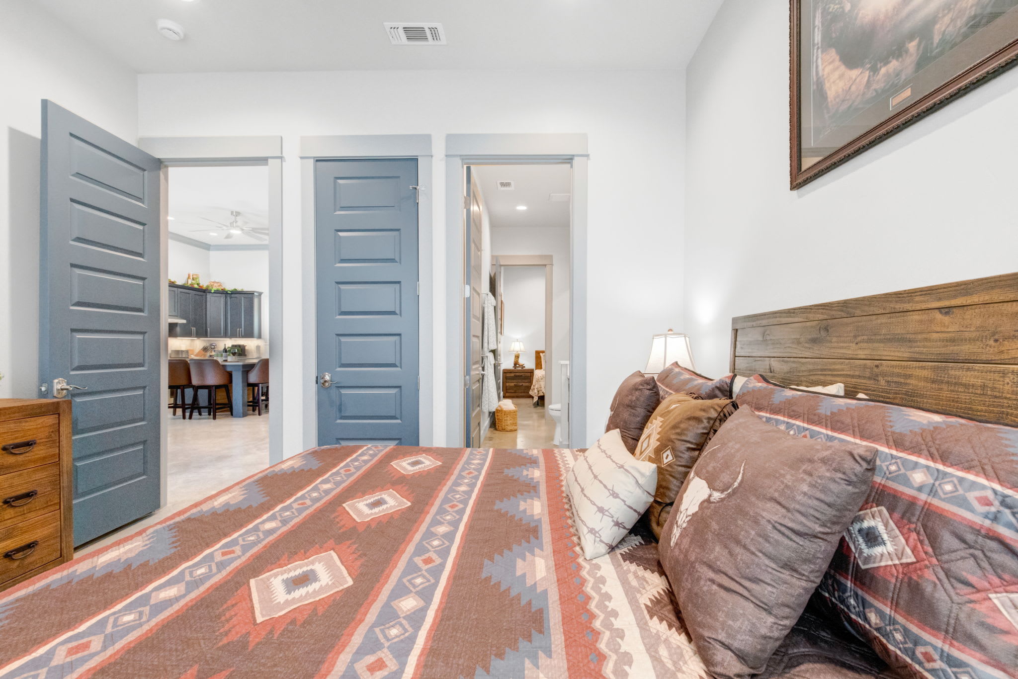 Luxury 3BR with Hot Tub, Outdoor Kitchen & Firepit | Photo 17