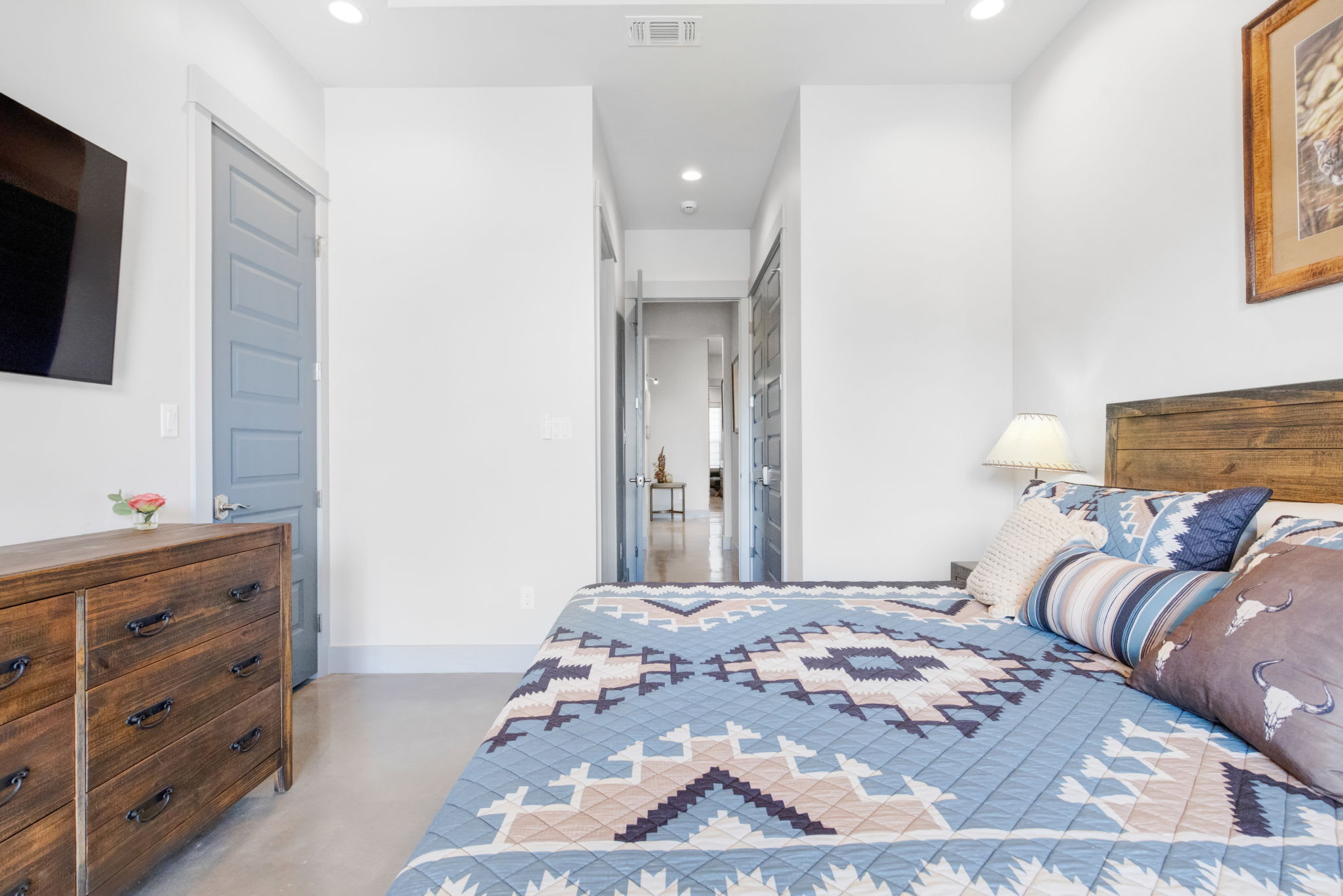 Luxury 3BR with Hot Tub, Outdoor Kitchen & Firepit | Photo 21