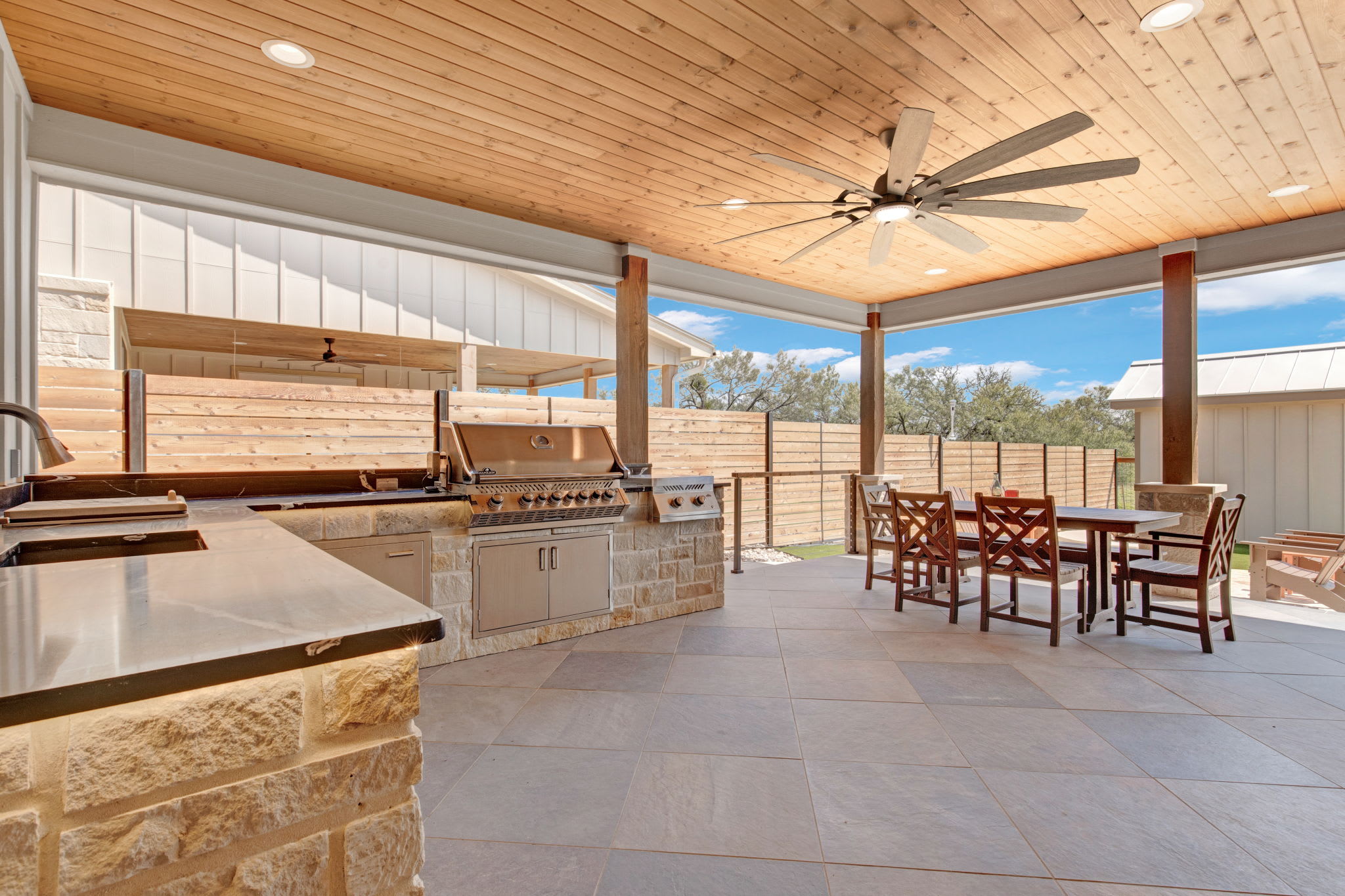 Luxury 3BR with Hot Tub, Outdoor Kitchen & Firepit | Photo 6
