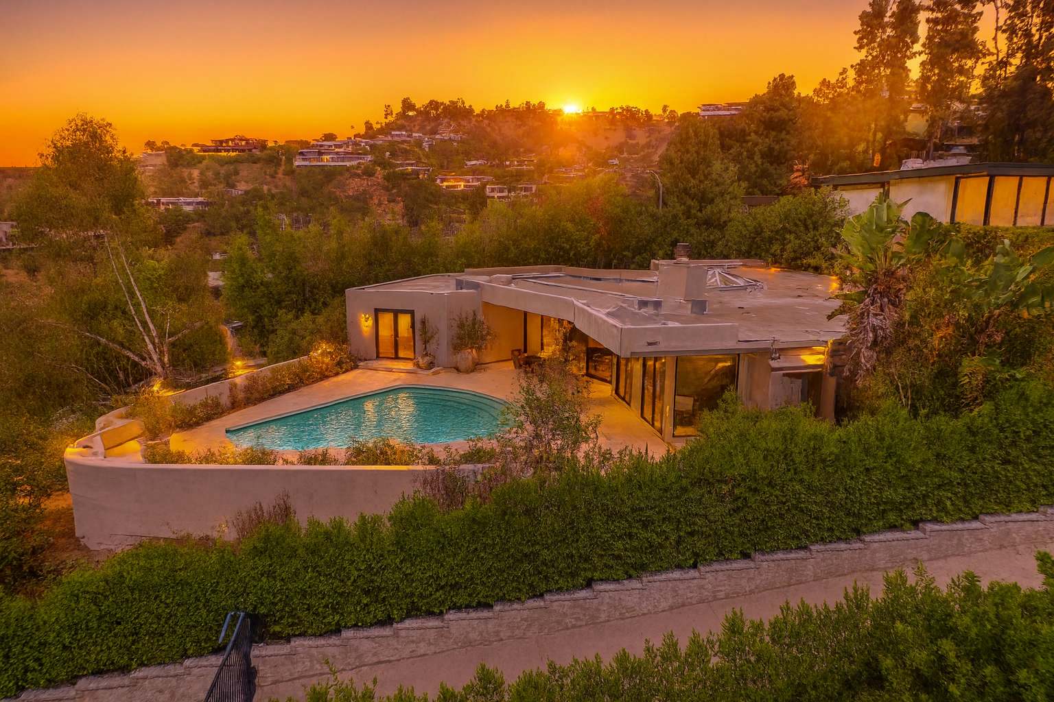 Allura Hollywood Hills LAs Most Incredible Views