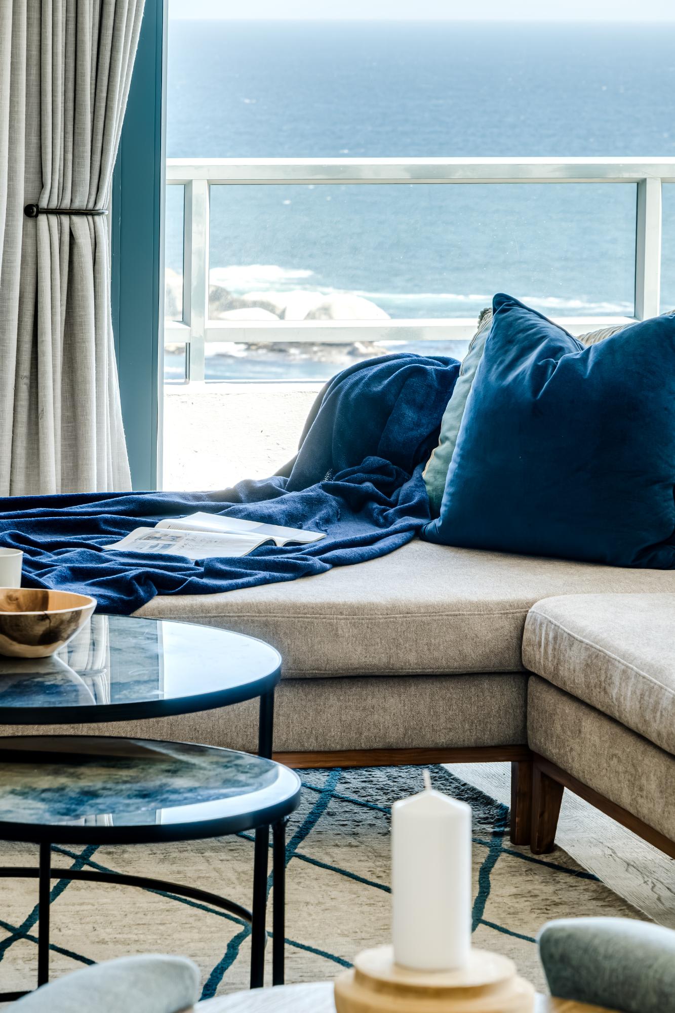 Stylish and Secure Camps Bay Holiday Apartment 9 Nautica 9