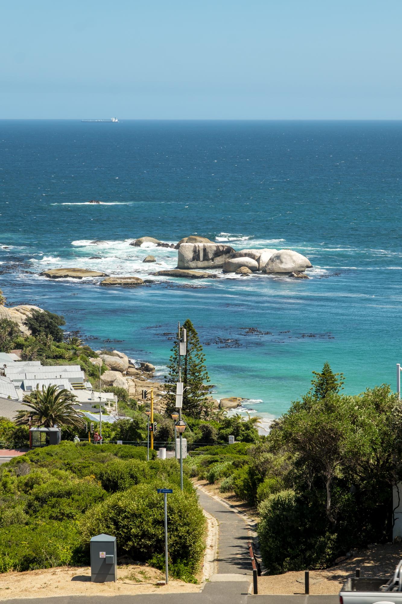 Stylish and Secure Camps Bay Holiday Apartment 9 Nautica 5