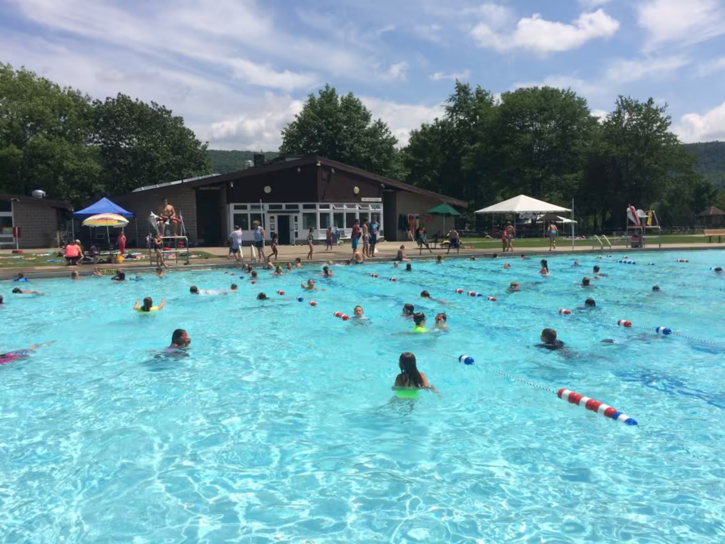 Hot Tub, Game Room, Fire Pit | Black Creek Lodge