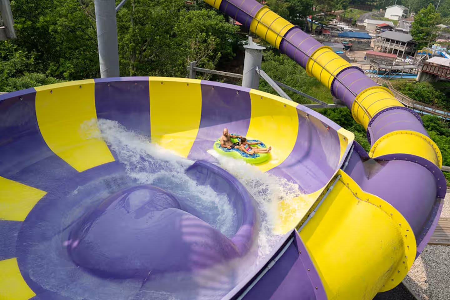 Hot Tub, Game Room, Fire Pit | Black Creek Lodge