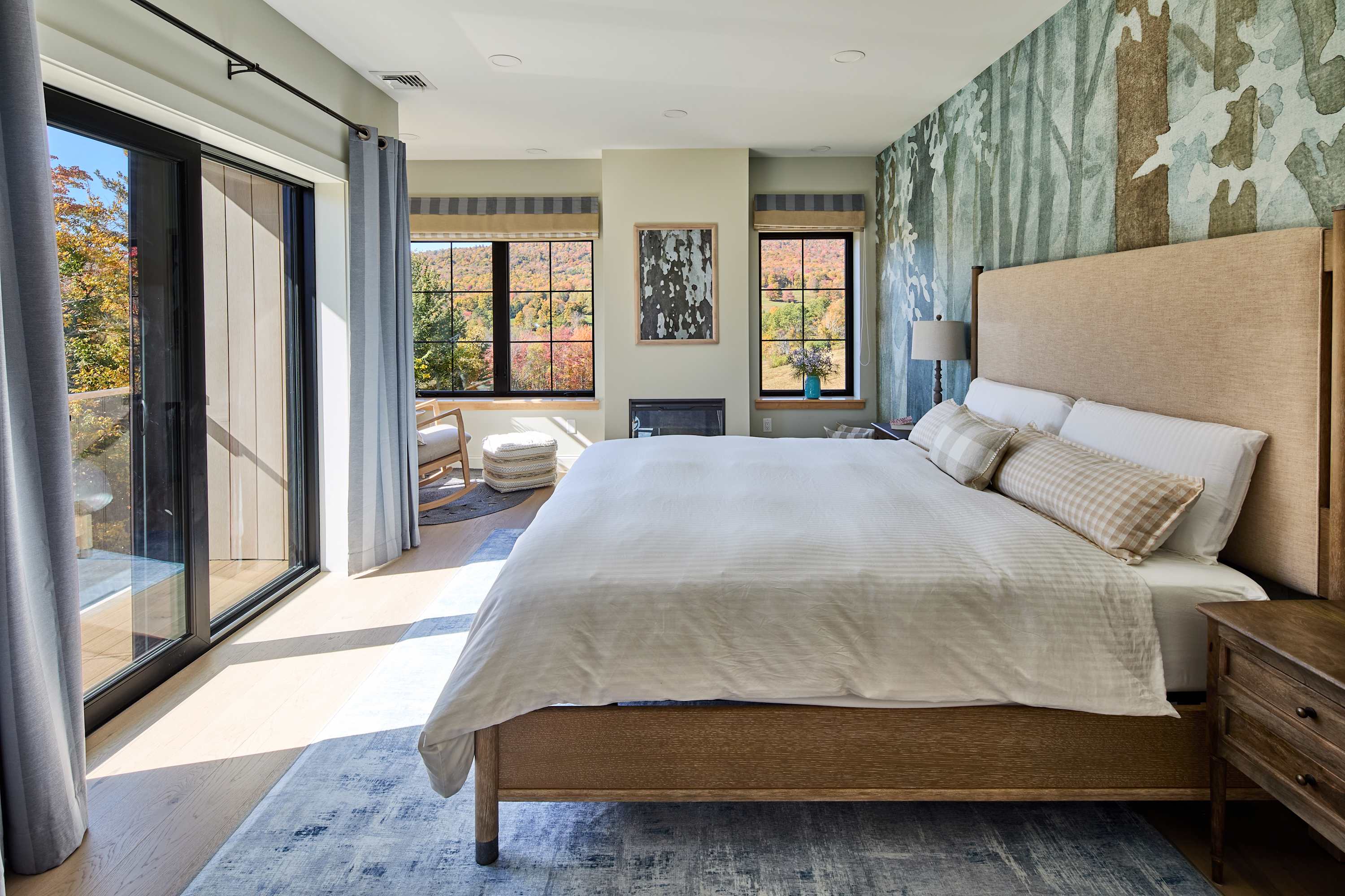 Views! Fireplace, Piano, Hot Tub | Sunnymede Hill