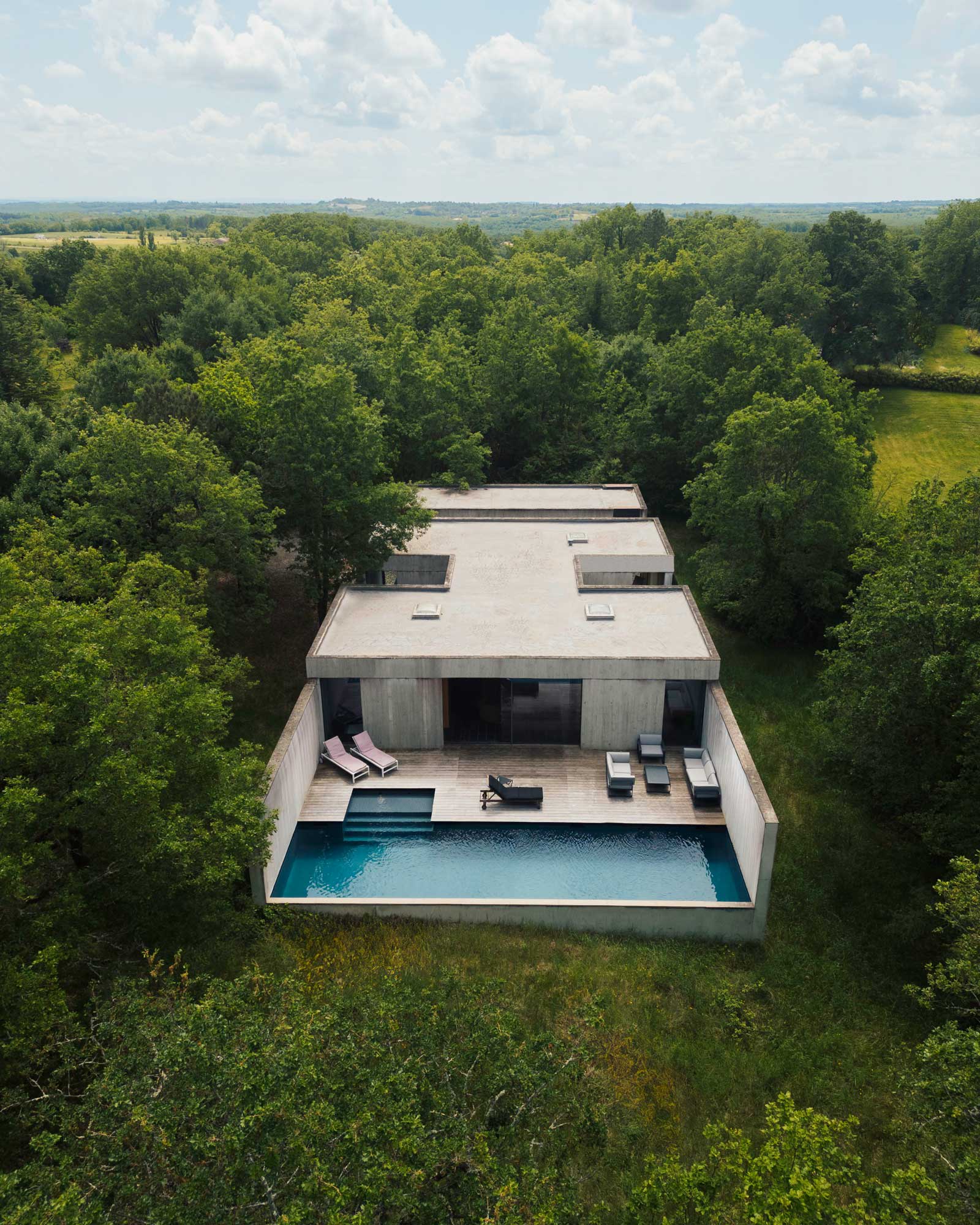 La Maison H by Boutique , a Modernist Villa