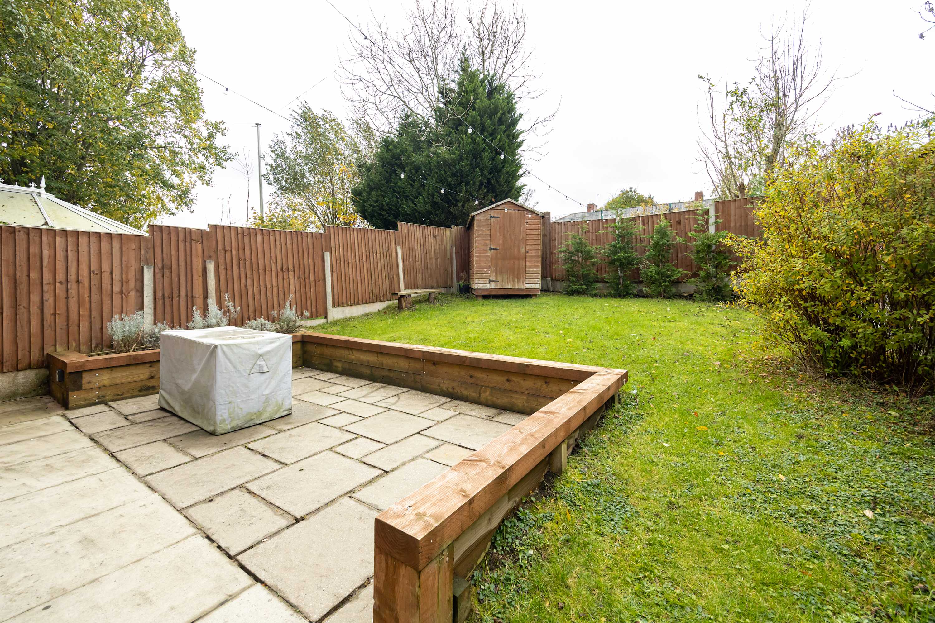 Cosy home in the heart of Whitefield in Oxbow Way M45 8SG - Property image 39 - VivreStays